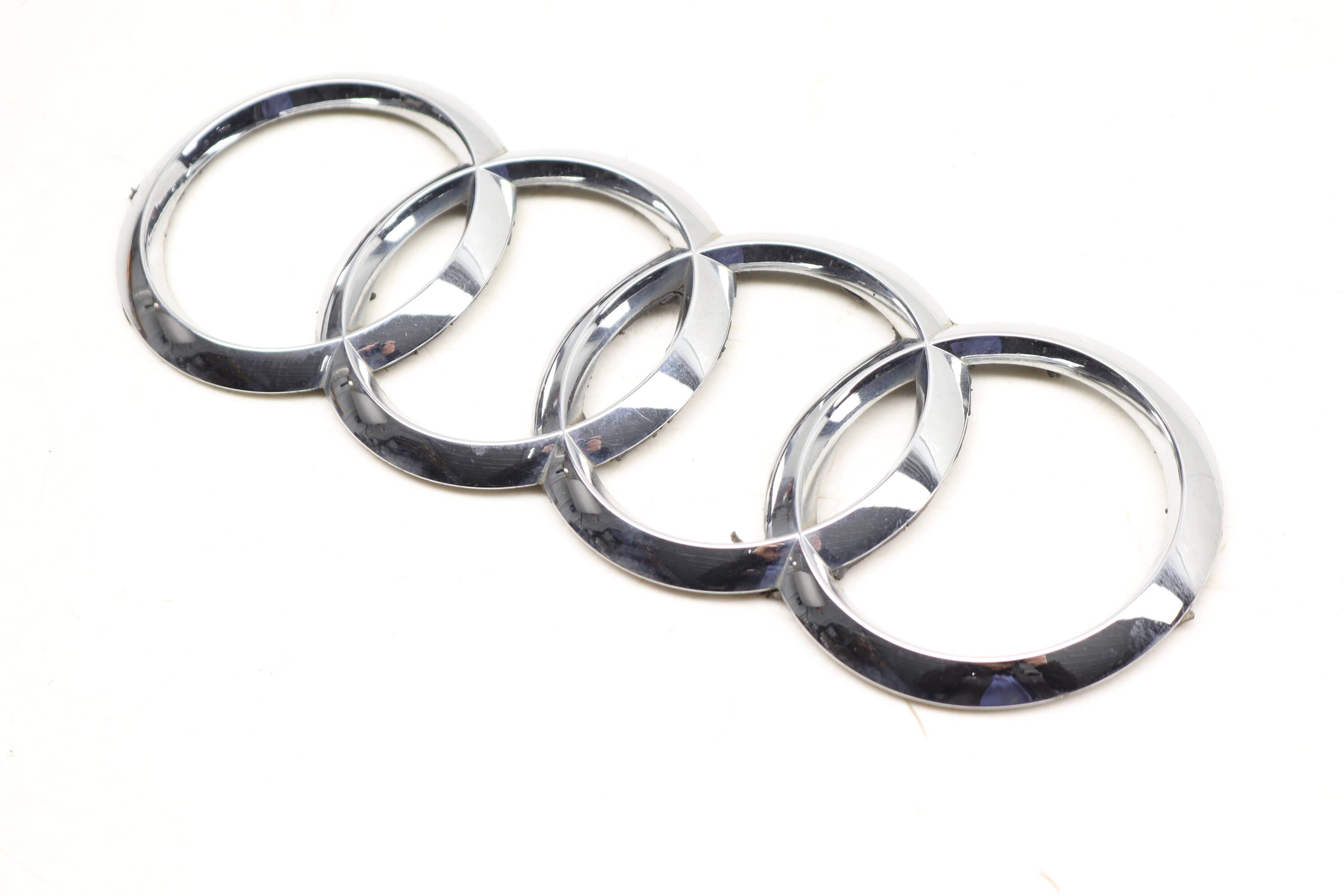 Emblem / Badge Rings 4H0853742B