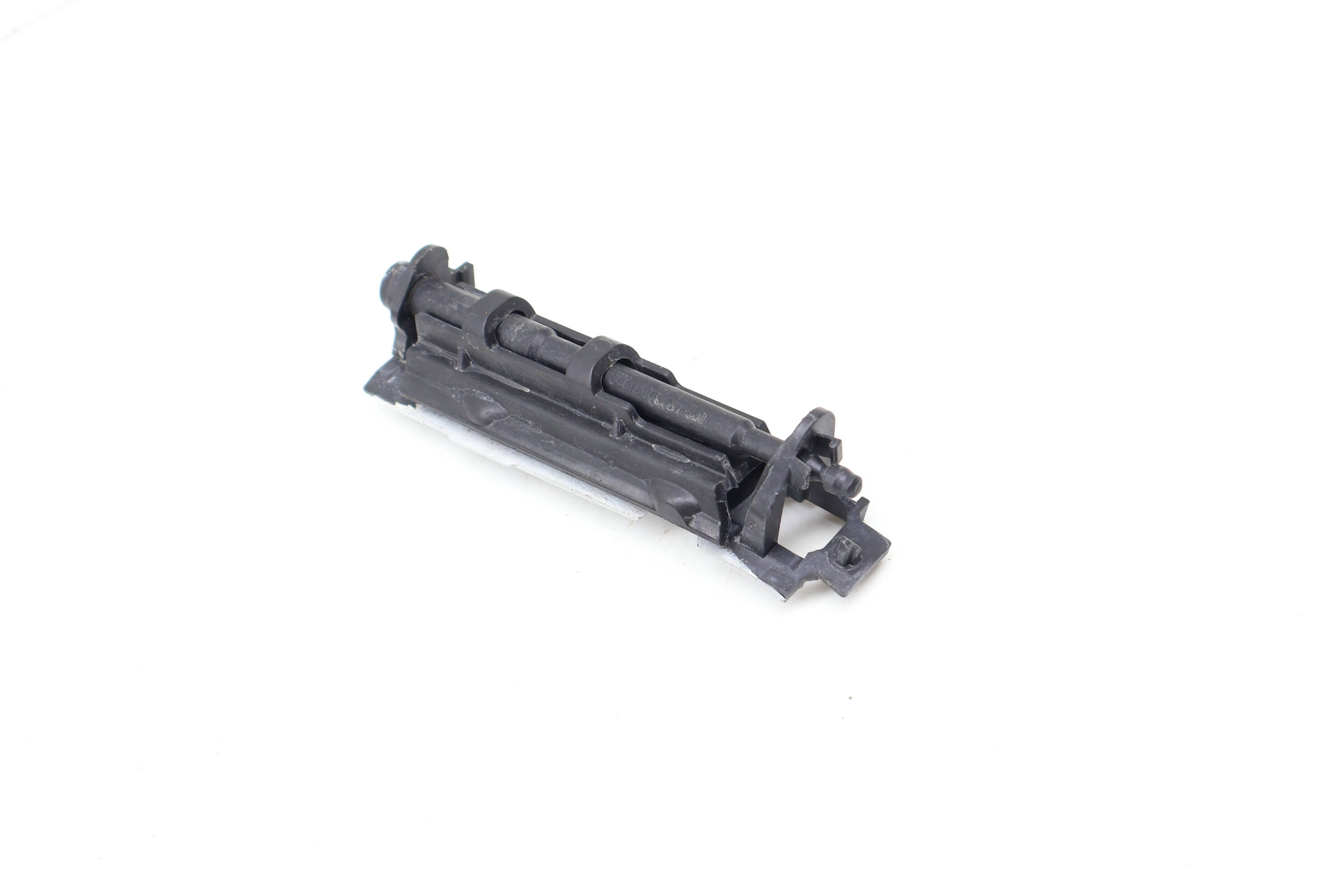 Bumper Mount Bracket / Guide 8W6807889