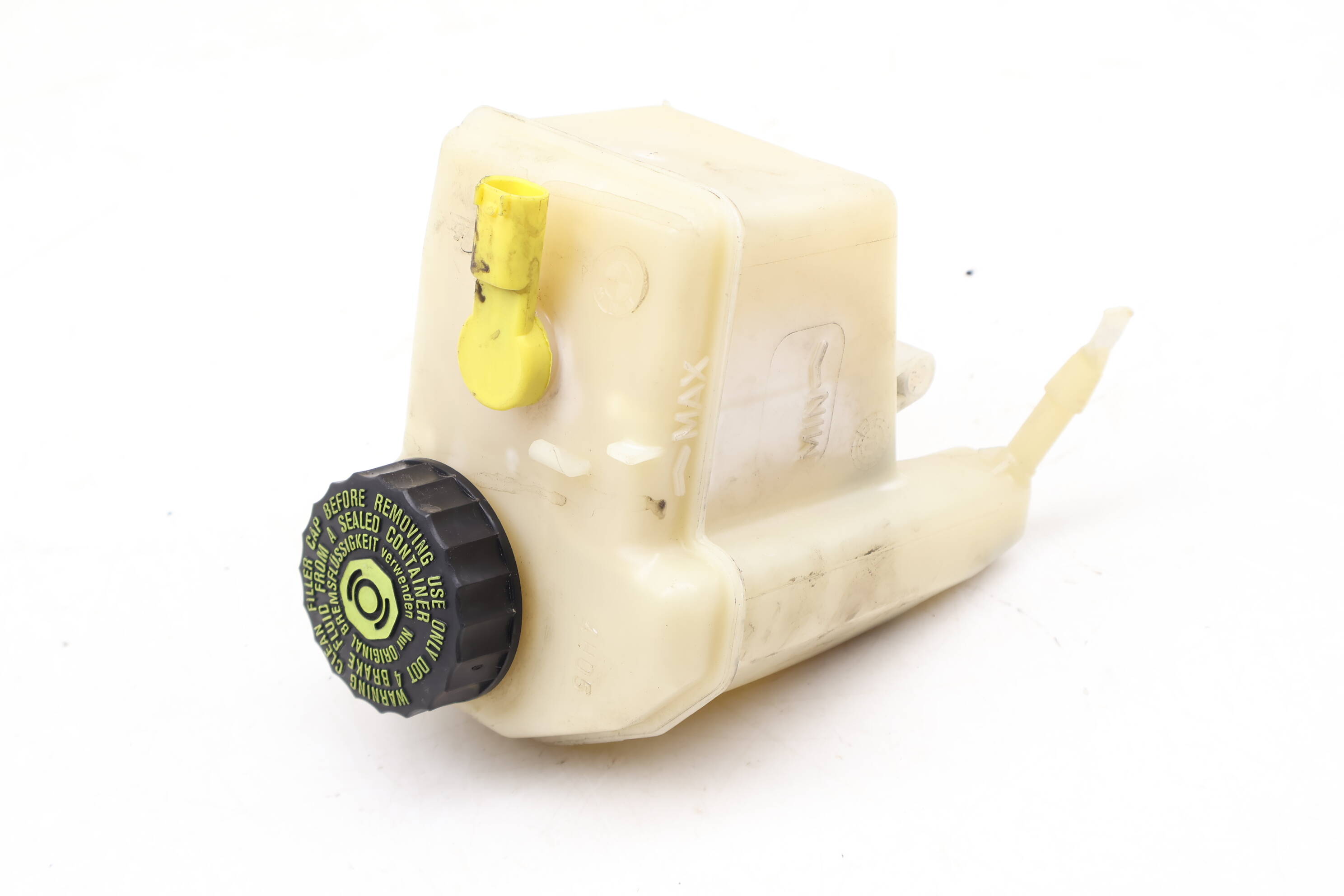 Brake&#x20;Fluid&#x20;Reservoir&#x20;&#x2F;&#x20;Tank&#x20;34326751589