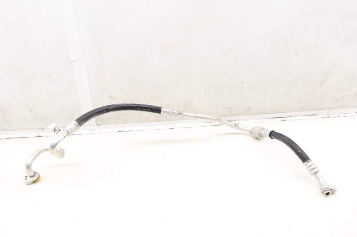 Ac Suction Pipe / Line / Hose 64506833626 main product photo