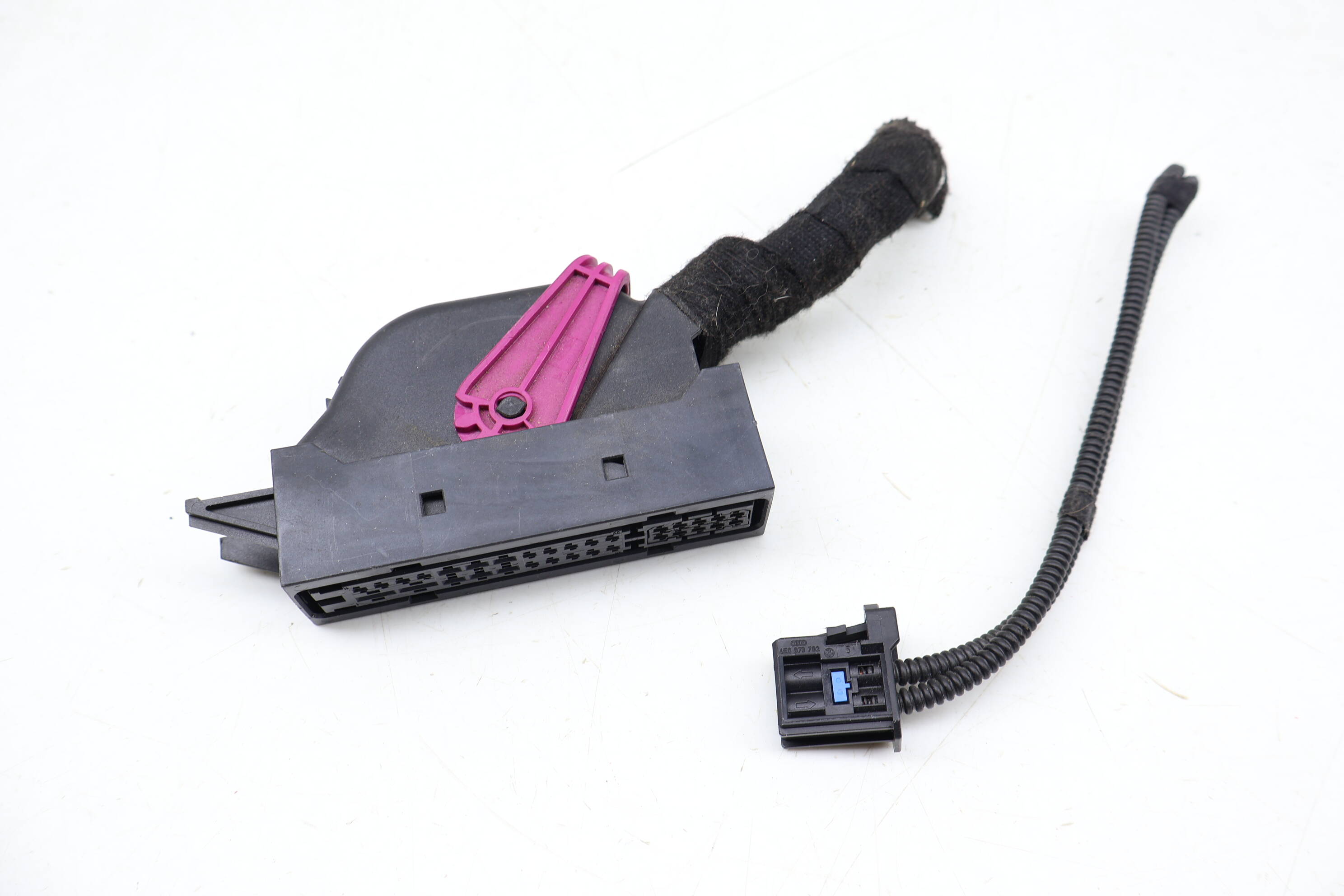 Bose Amplifier / Amp Wiring Harness Connector