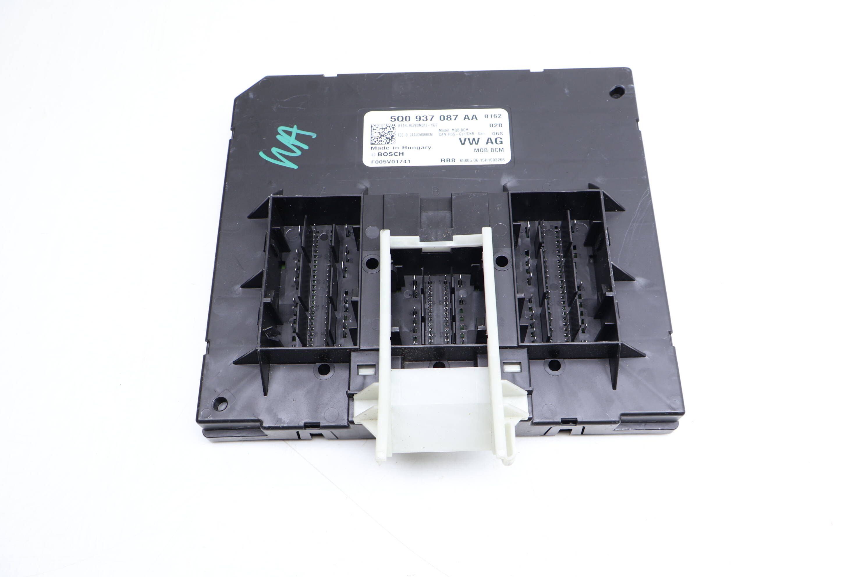 VW Body Control Module / Bcm 5Q0937087AA