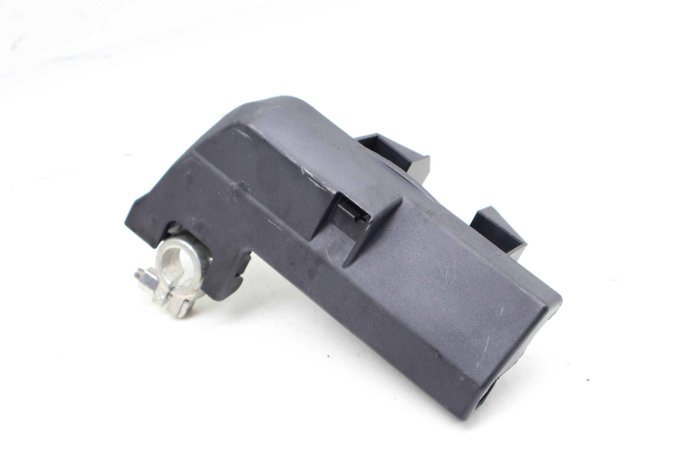 Positive Battery Connector 8J0915459