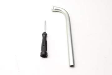 Lug / Socket Wrench 4D0012219A