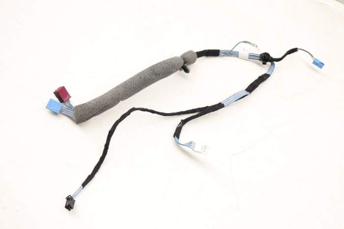 Door Panel Wiring Harness 2044406135 main product photo