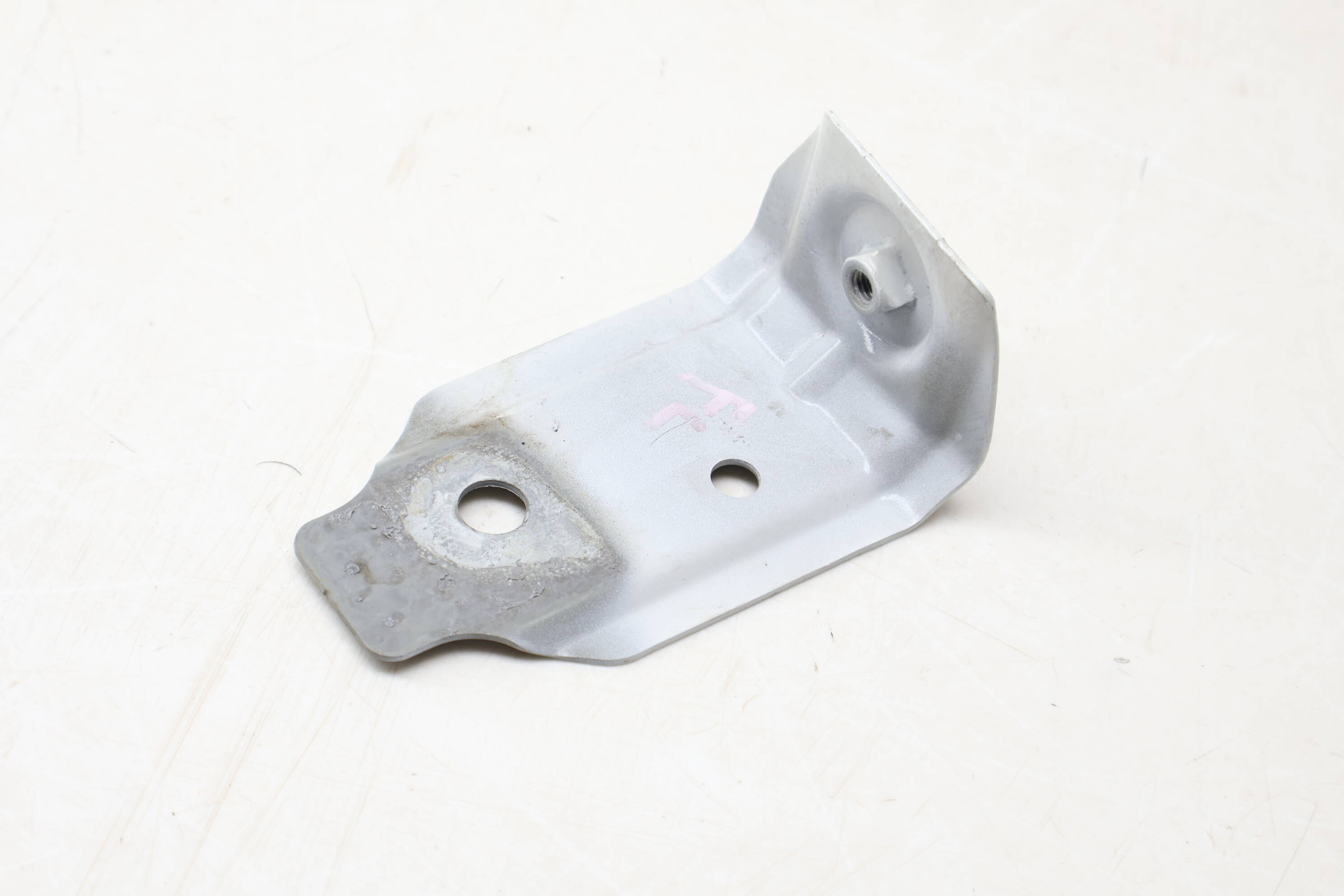 Fender Mount / Bracket 3CN809535
