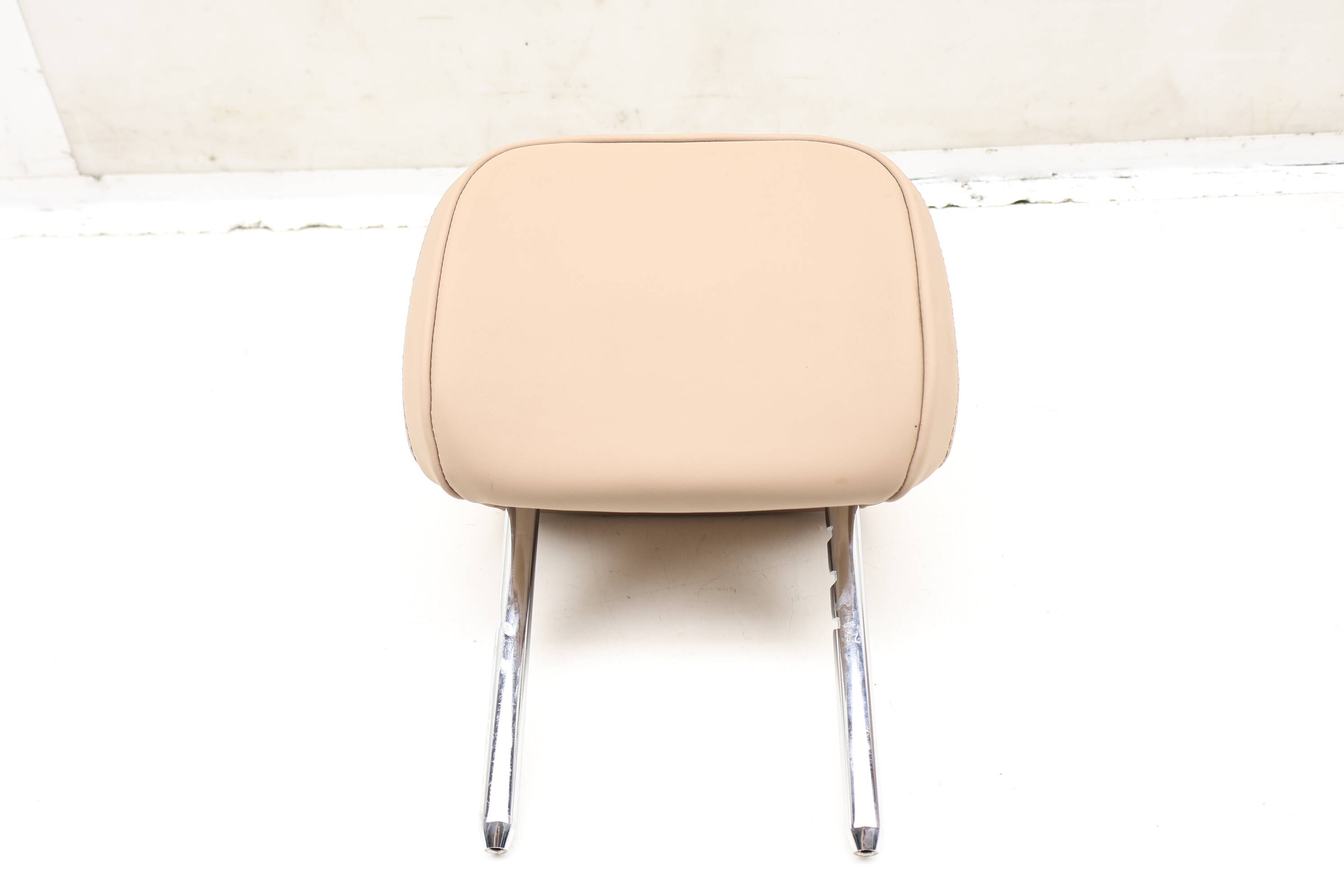 Seat Headrest / Head Rest (Outer) 95B885901C