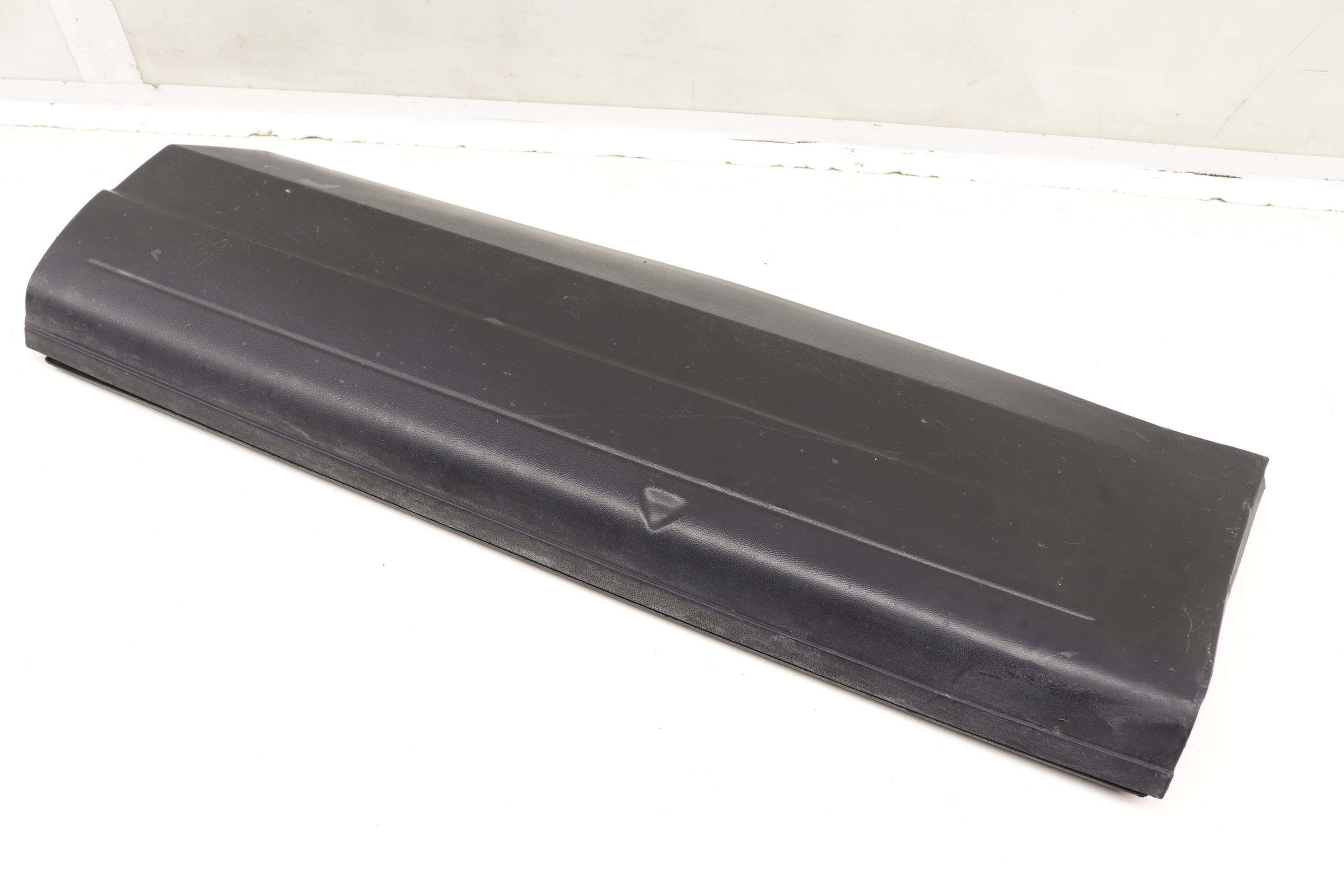 Lower&#x20;Door&#x20;Molding&#x20;&#x2F;&#x20;Trim&#x20;5N0854949A