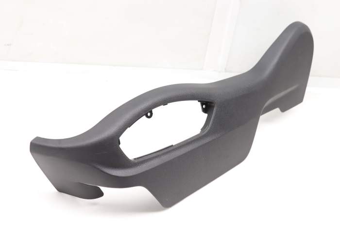 Outer Seat Trim / Panel 7P5881313 main product photo