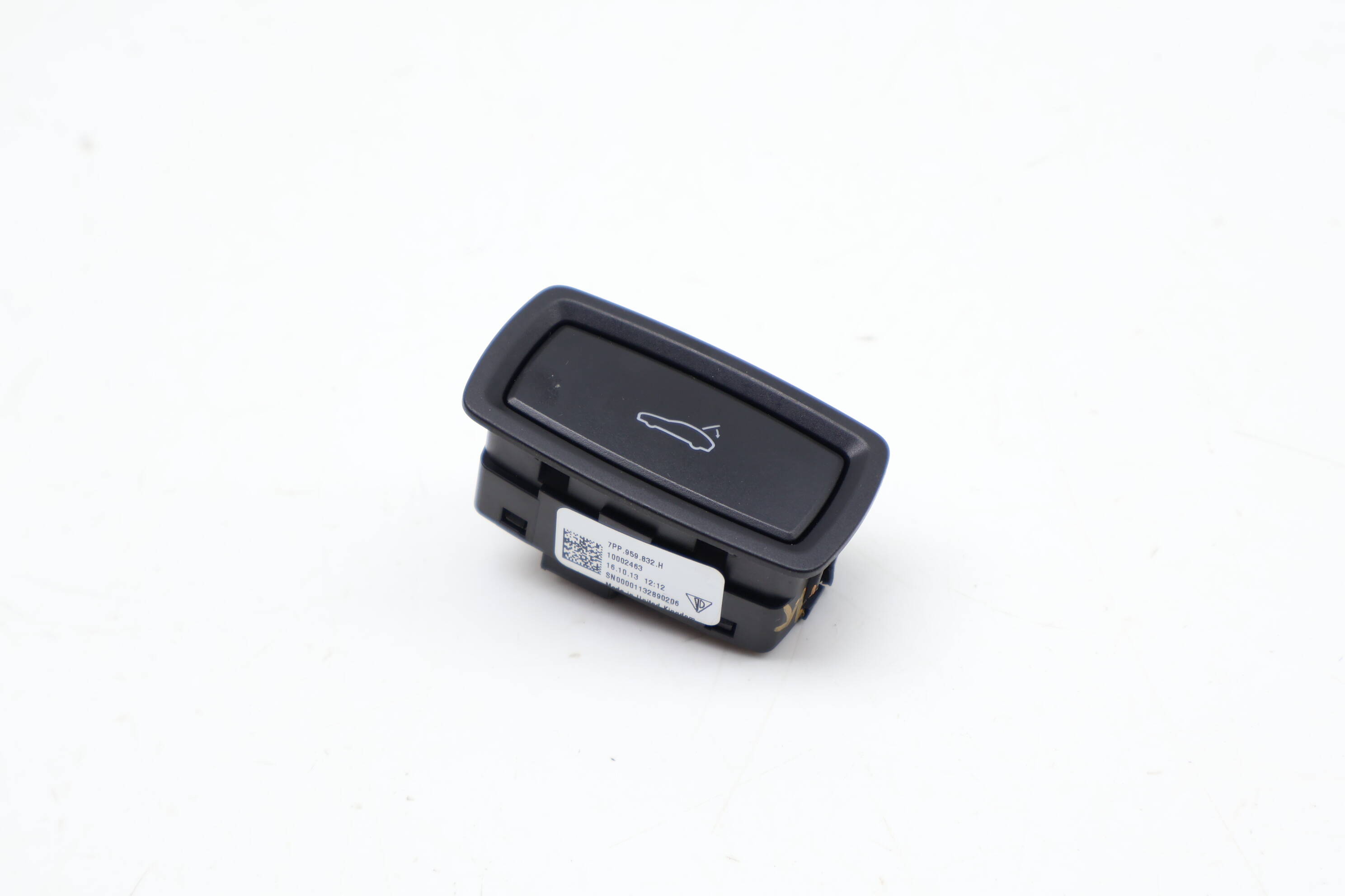 Trunk Release Switch / Button 7PP959832H