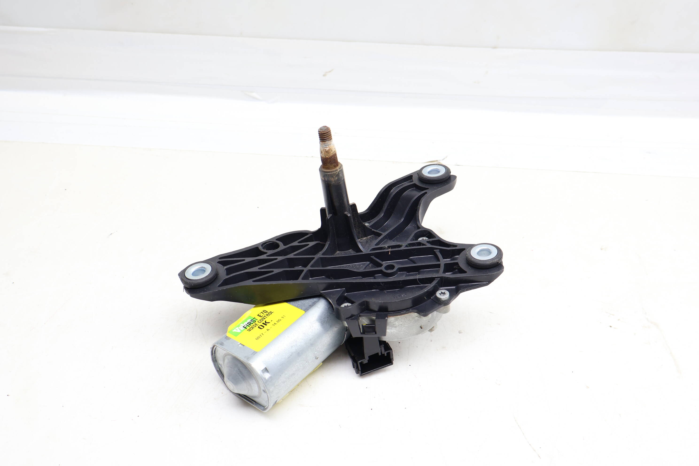 Window Wiper Motor 67636942165