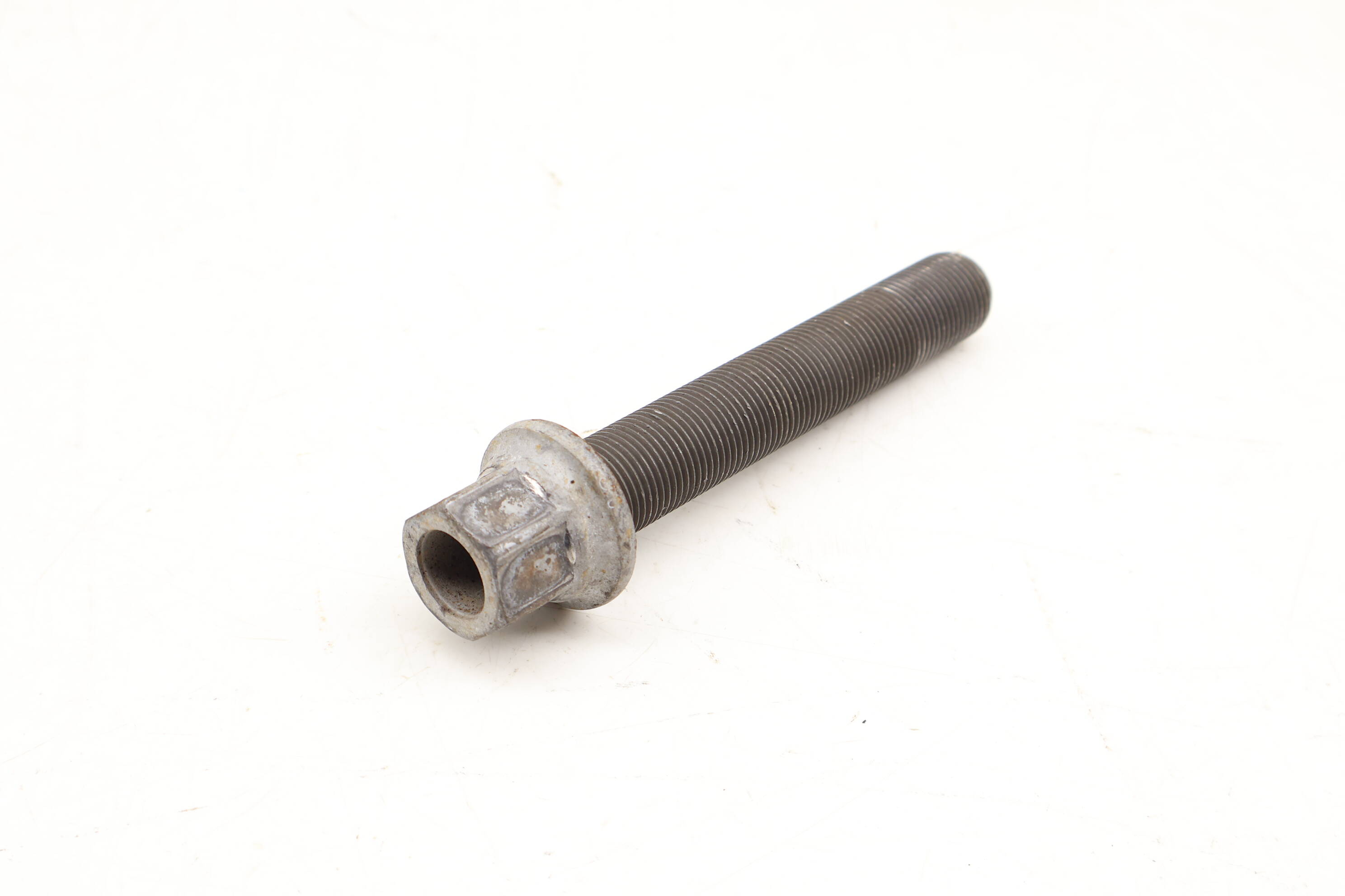 Harmonic Balancer / Crankshaft Pulley Screw / Bolt 11217614270