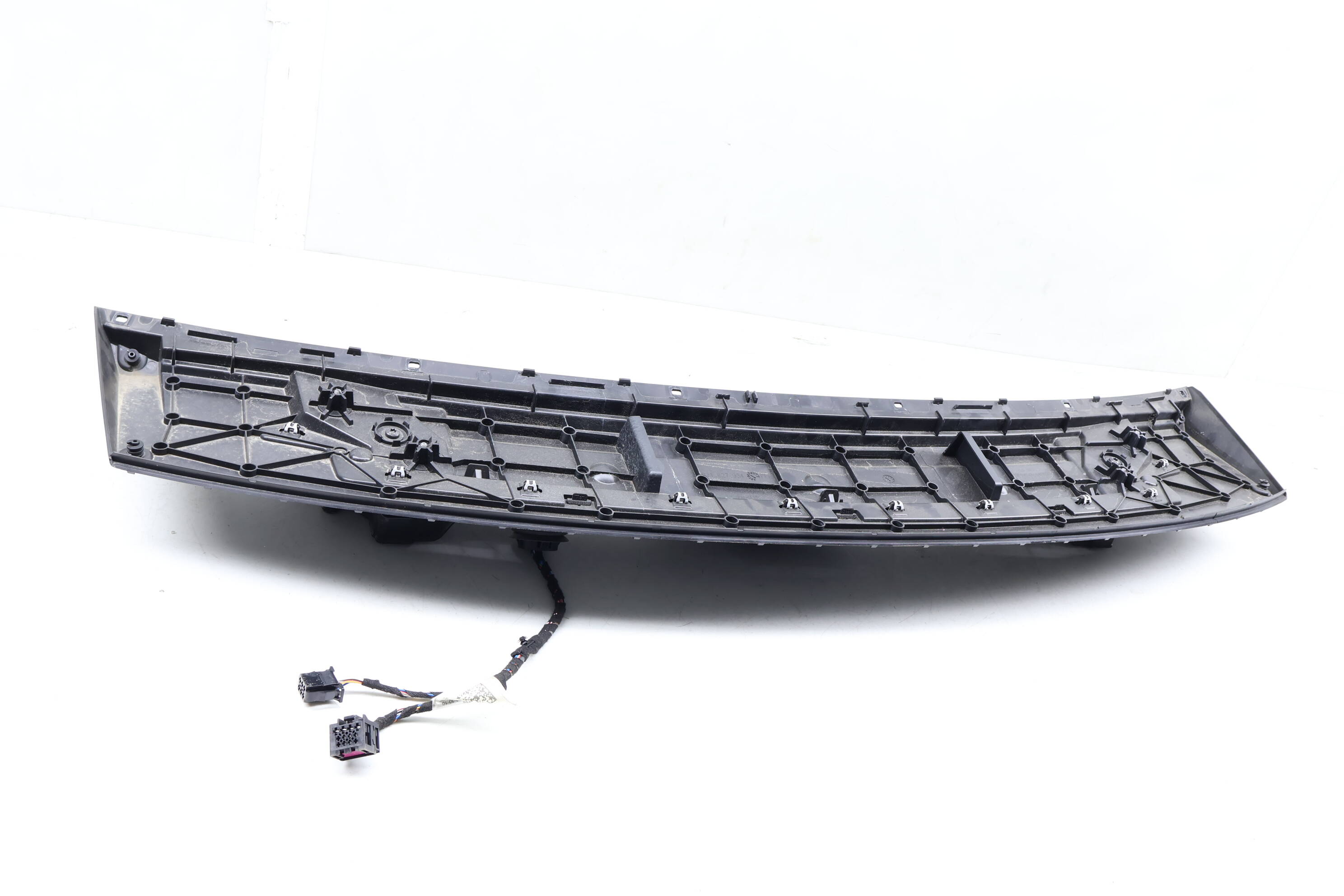 Hatch / Trunk Lid Spoiler Mount Bracket Assembly (Lower) 9J1827934