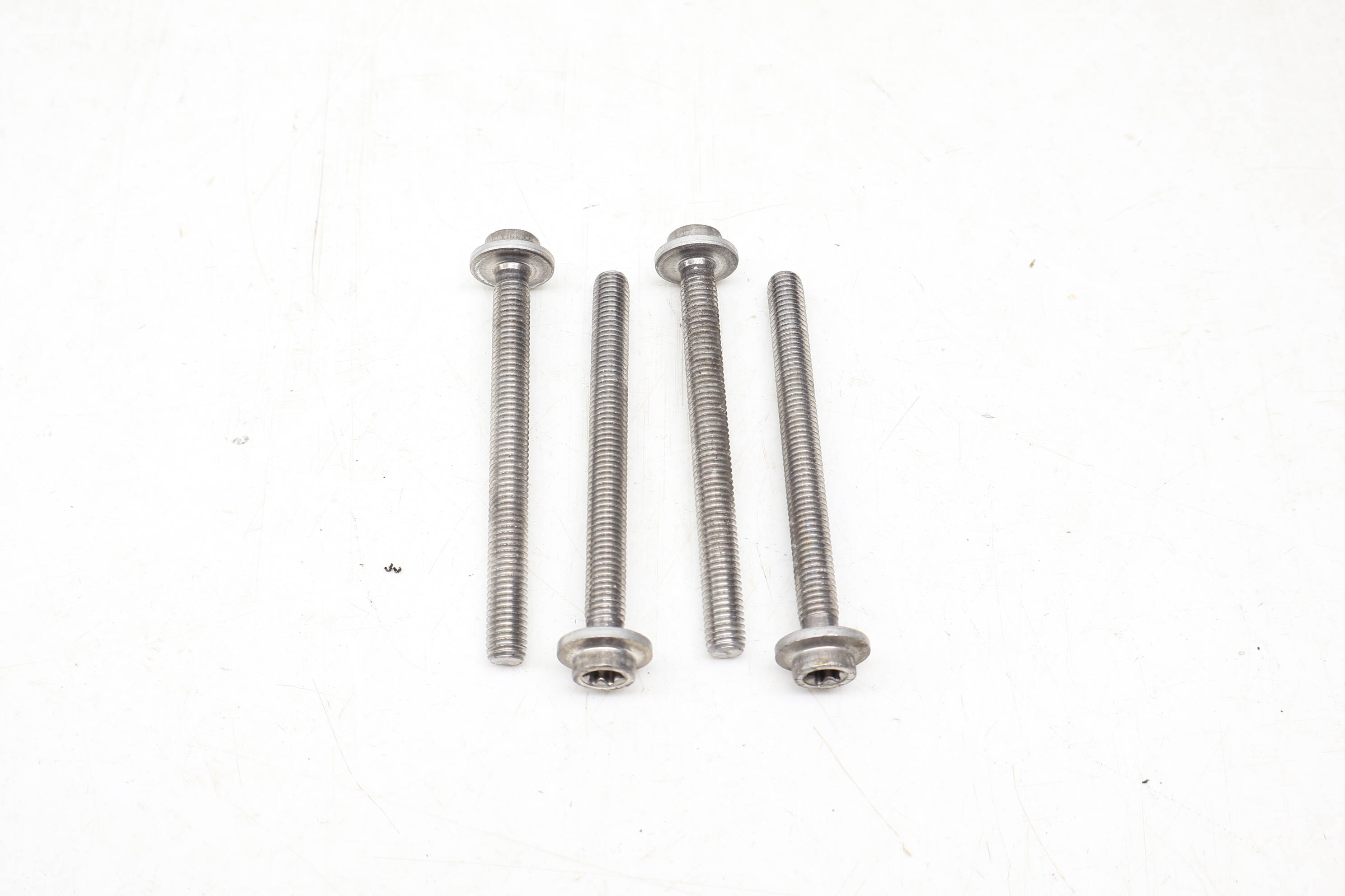 M8x85 Screw / Bolt Set (4) N10765501