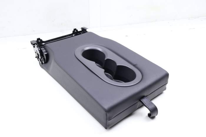 2Nd Row Seat Armrest / Cup Holder 3CN885081C main product photo