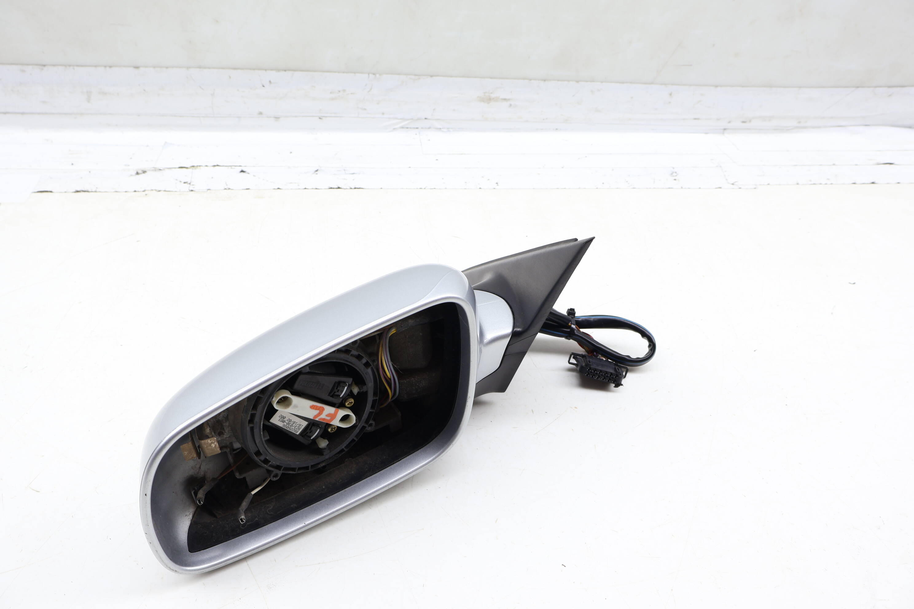 Side View Door Mirror W/ Memory 3B1857507L
