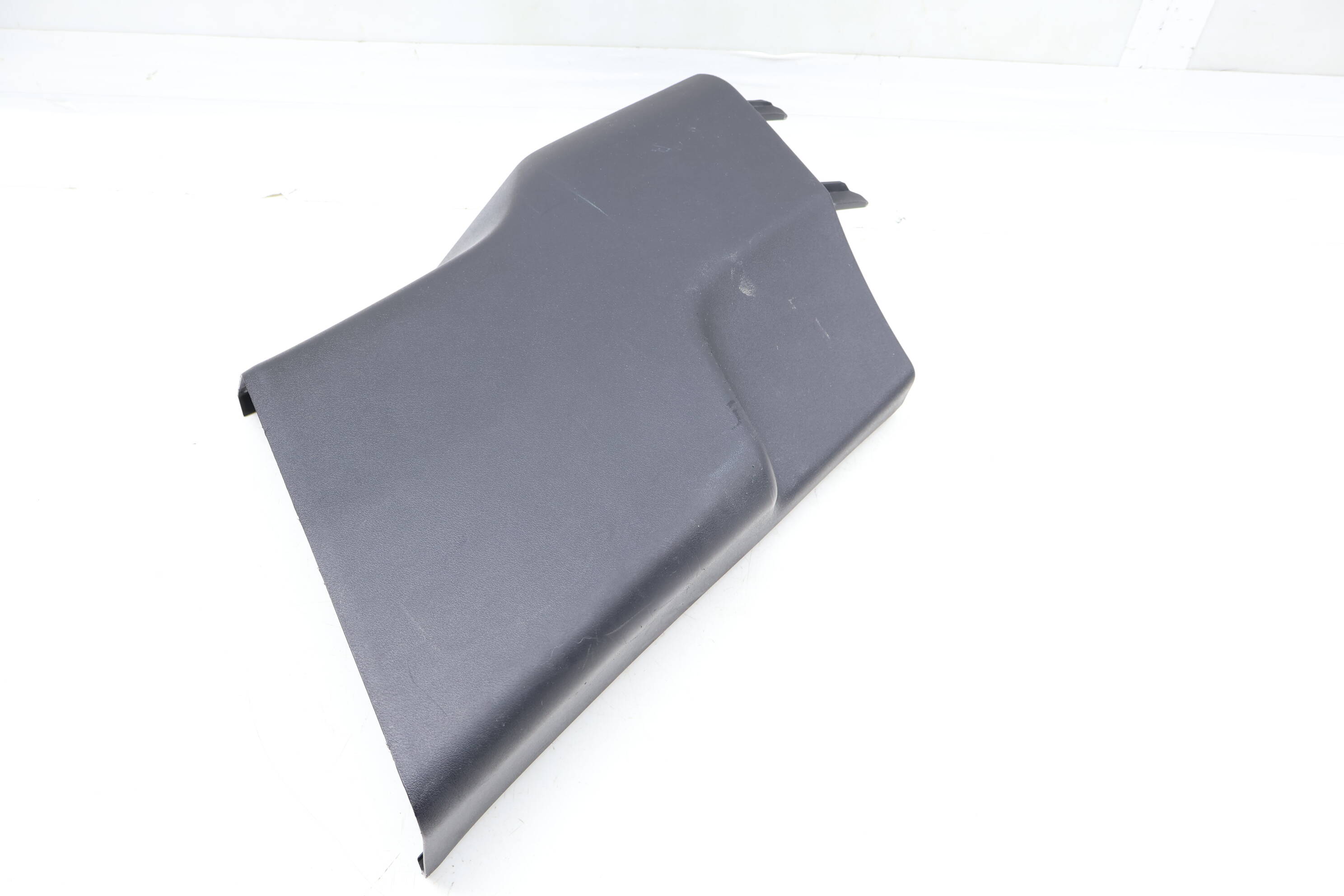 Lower B Pillar Trim / Lining 9J1867239A