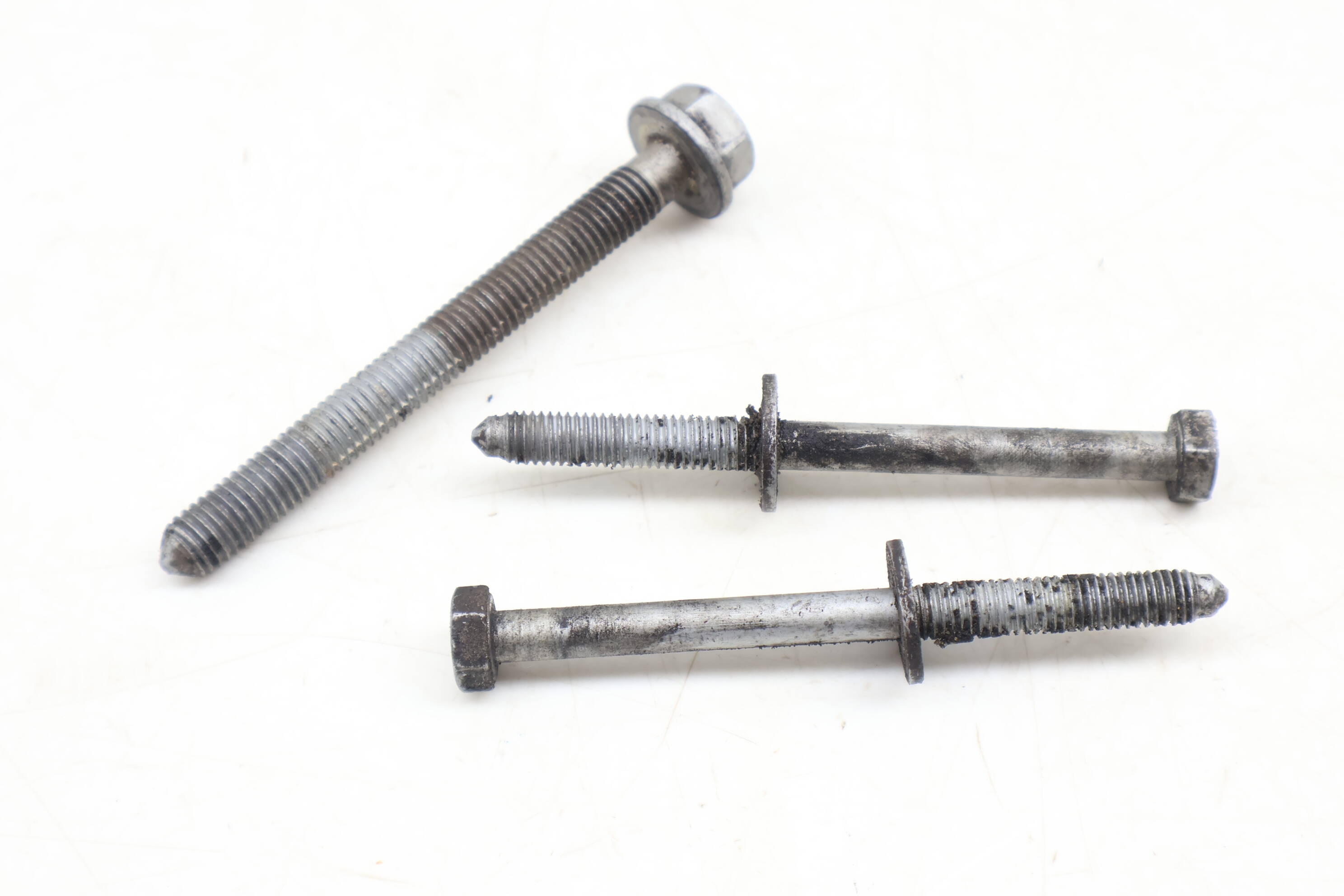Ac Compressor Screw / Bolt Set (3)