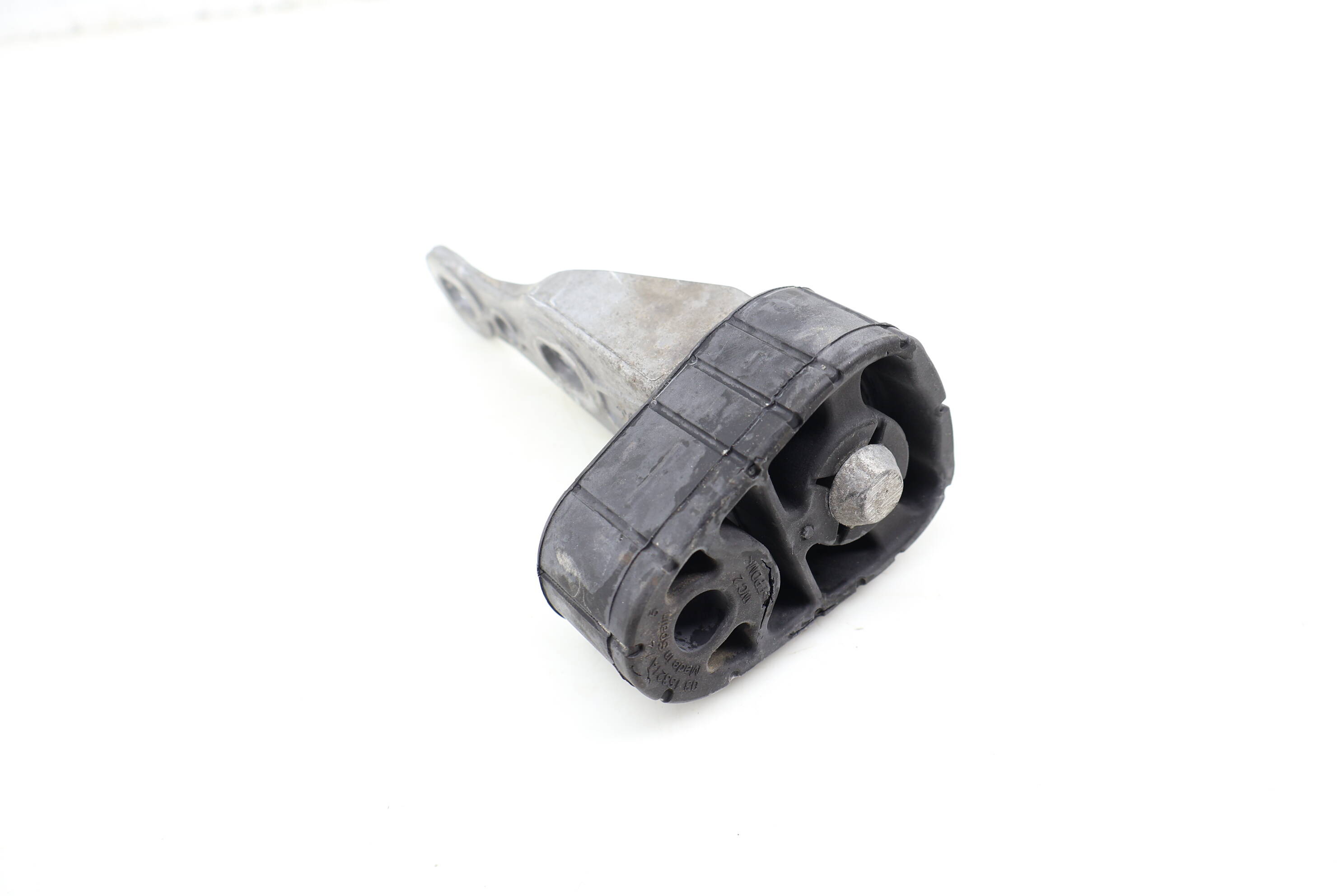 Exhaust Hanger / Mount Bracket 8R0253144C