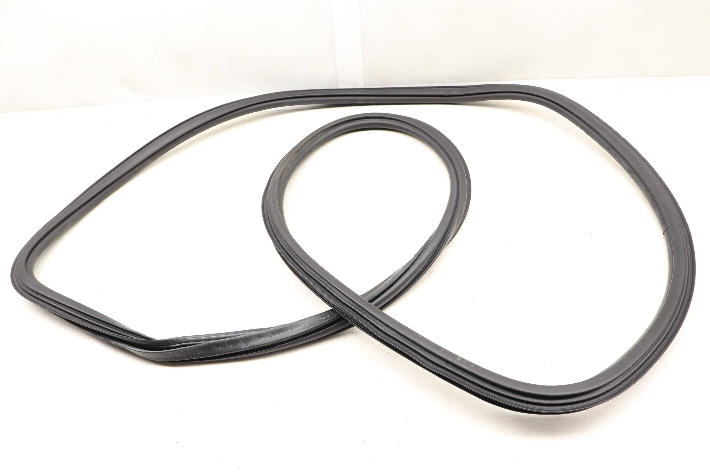 Door Seal / Weather Stripping (Inner) 80A831721B