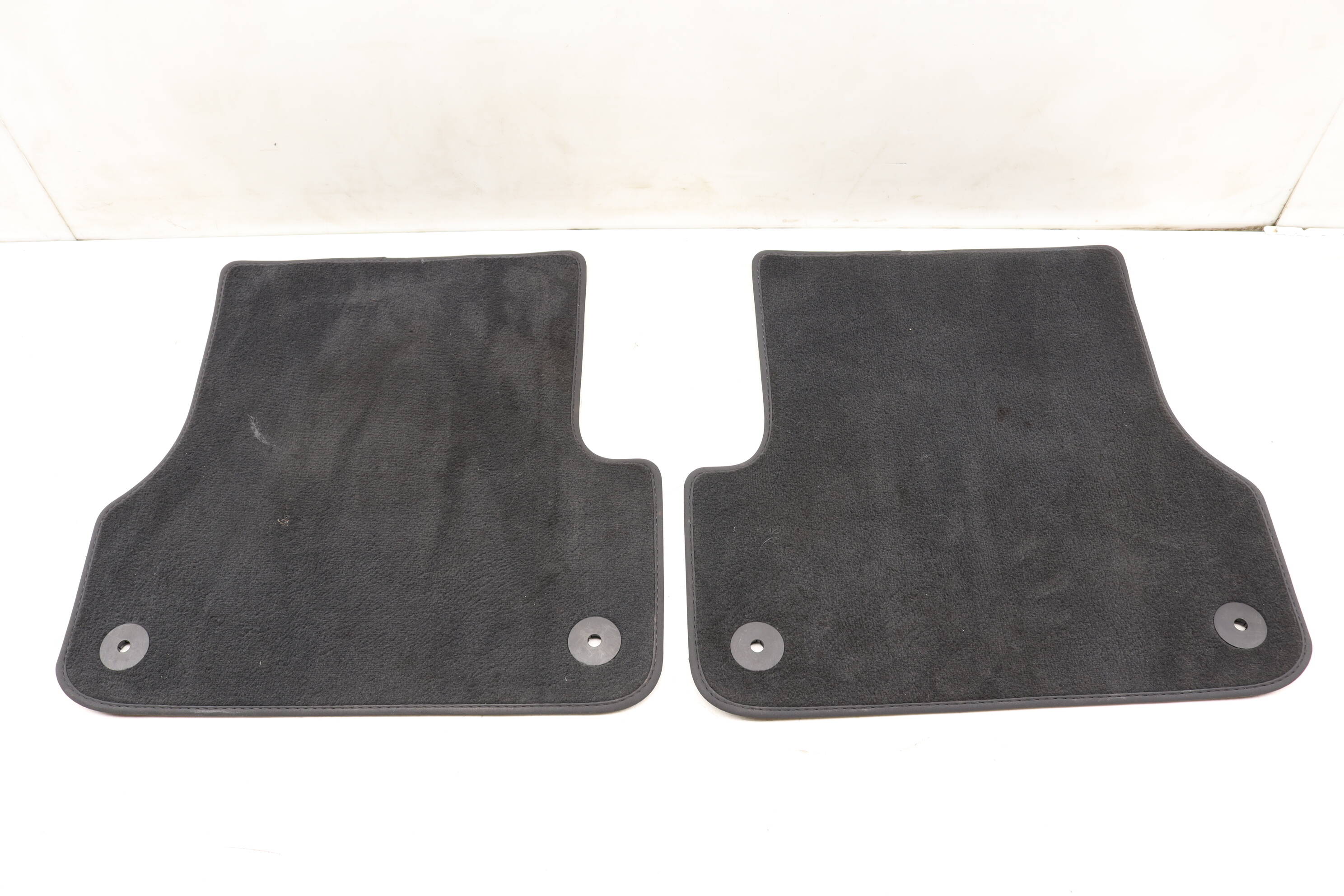 Carpet Floor Mat Set 4G0864450