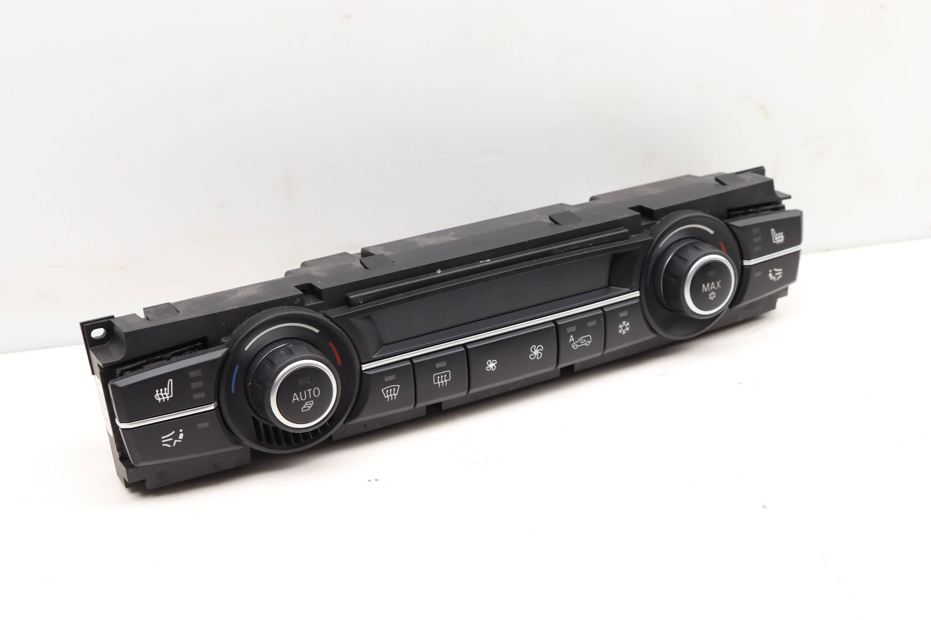 Ac Climate Control / Temp Unit 64119279652