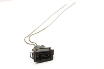 2-Pin Wiring Harness Connector / Pigtail 357951772