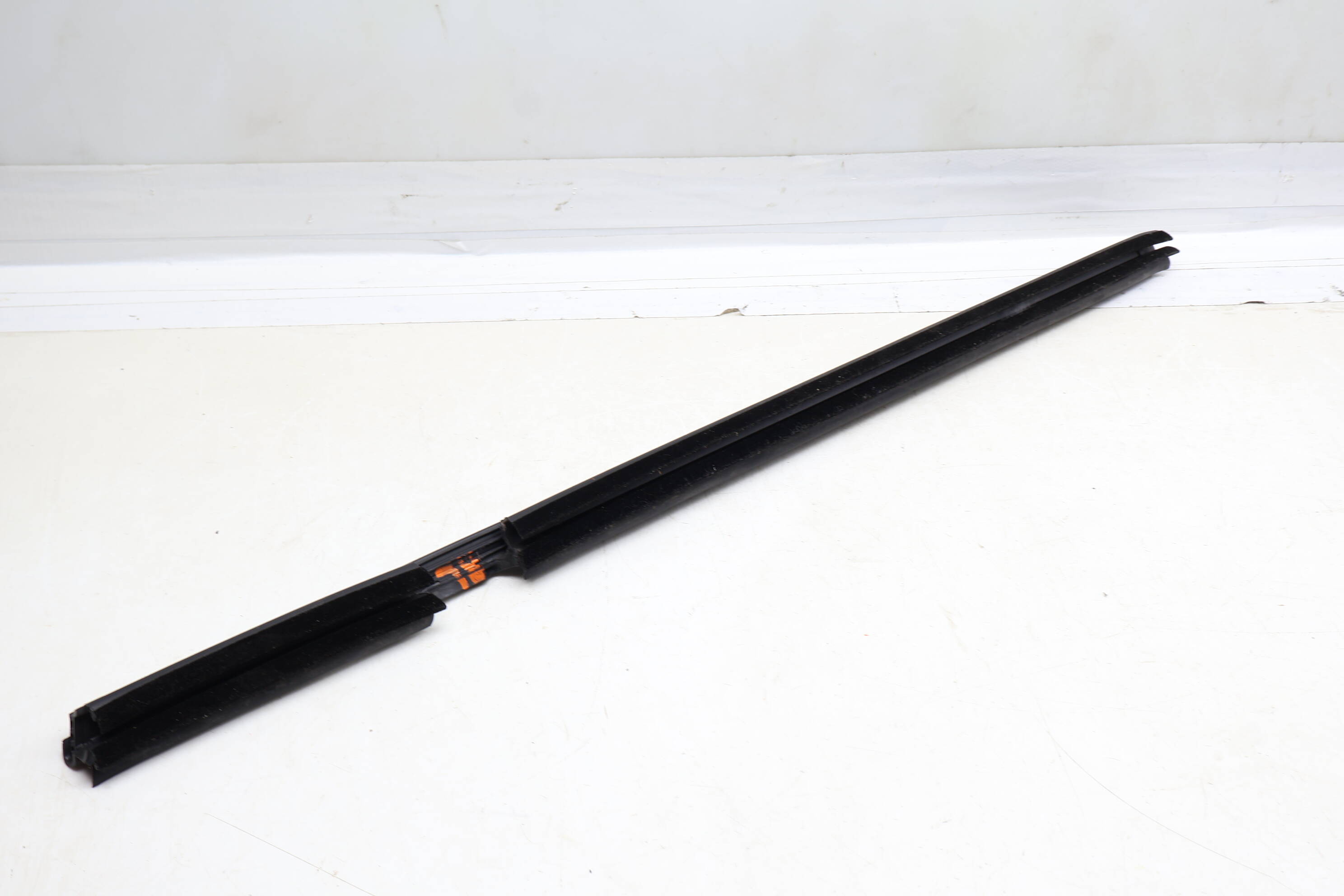 Inner Door / Window Slot Seal 2537350101