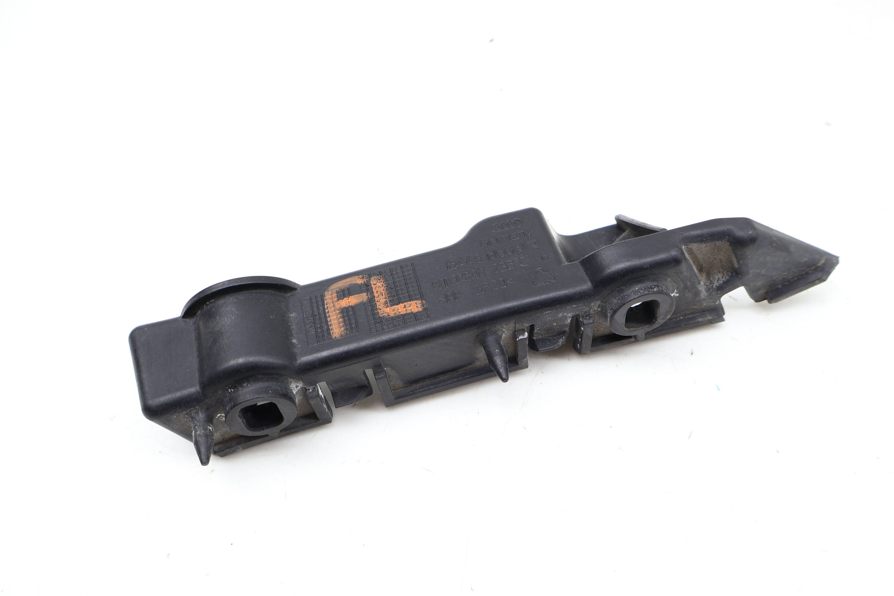 Bumper Guide / Bracket 8T0807283C