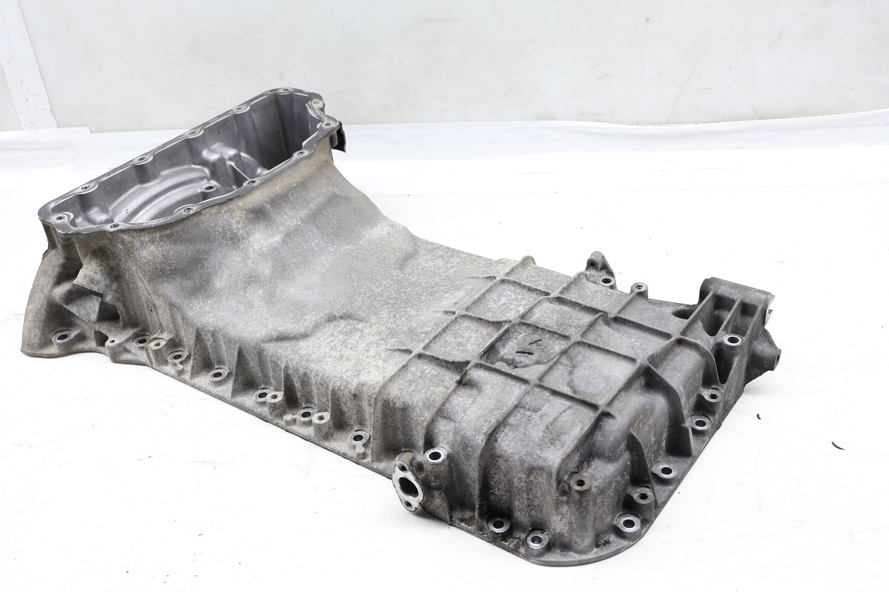 Upper Engine Oil Pan 2780140200