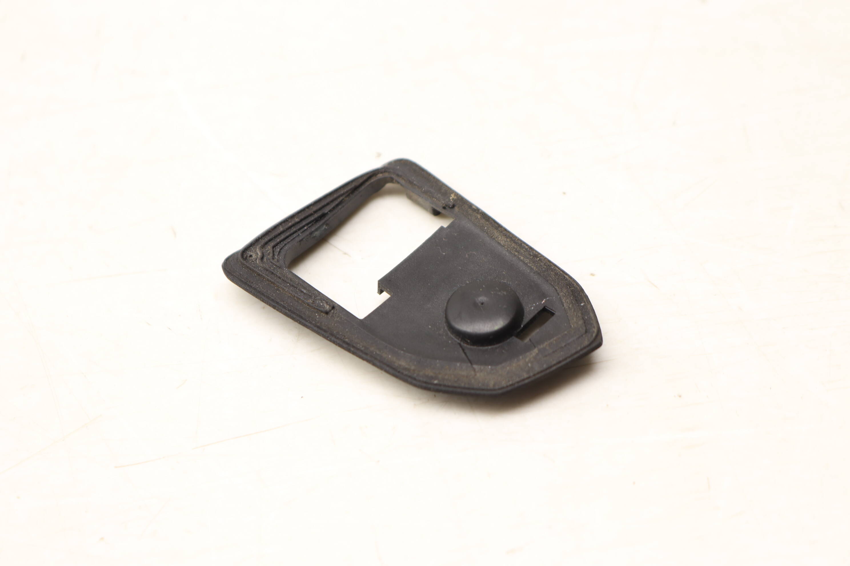 Exterior Door Handle Seal / Gasket (Front) 8W0837209A