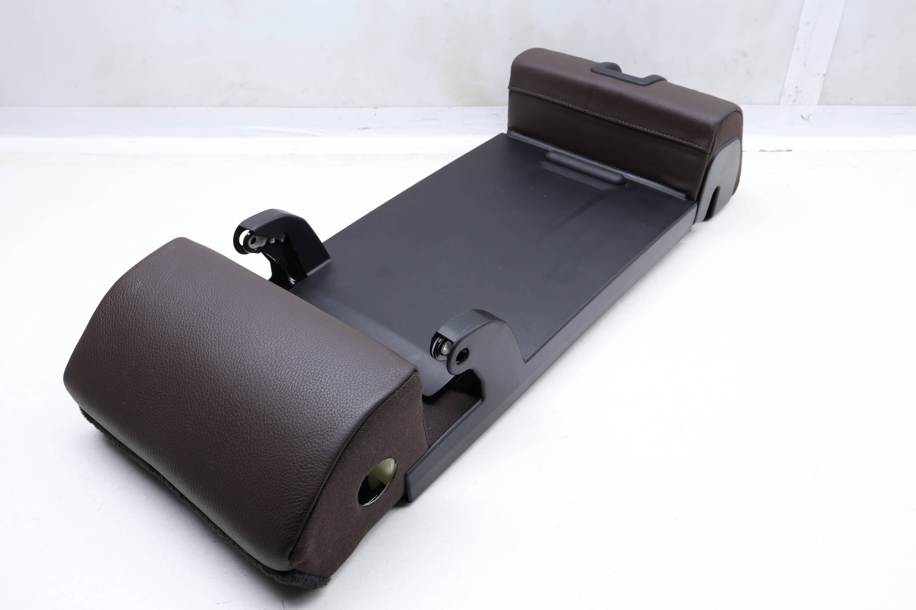 Center Seat Armrest / Backrest Frame 52207353143