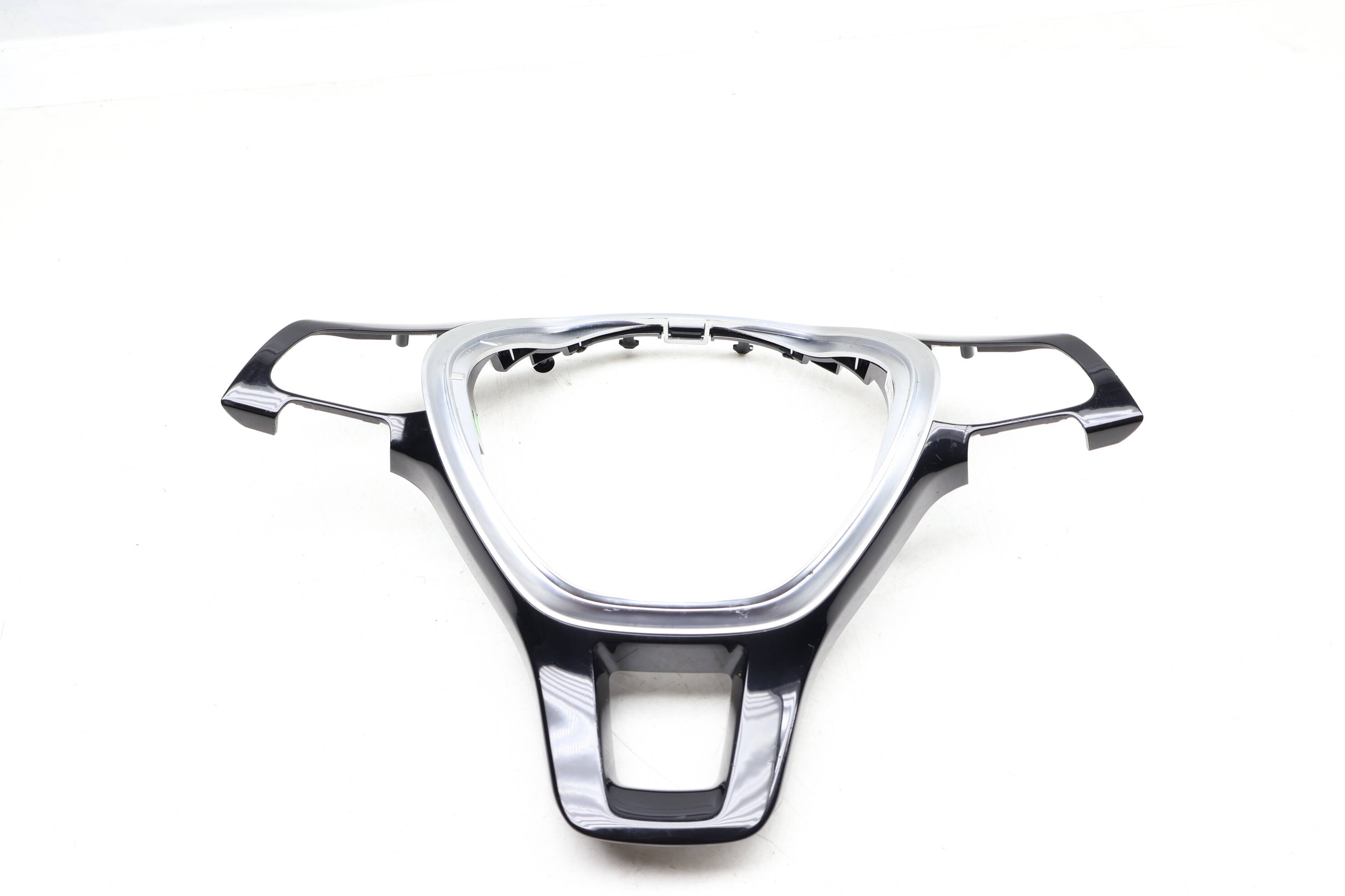 Steering Wheel Trim / Cover 5GM419685E