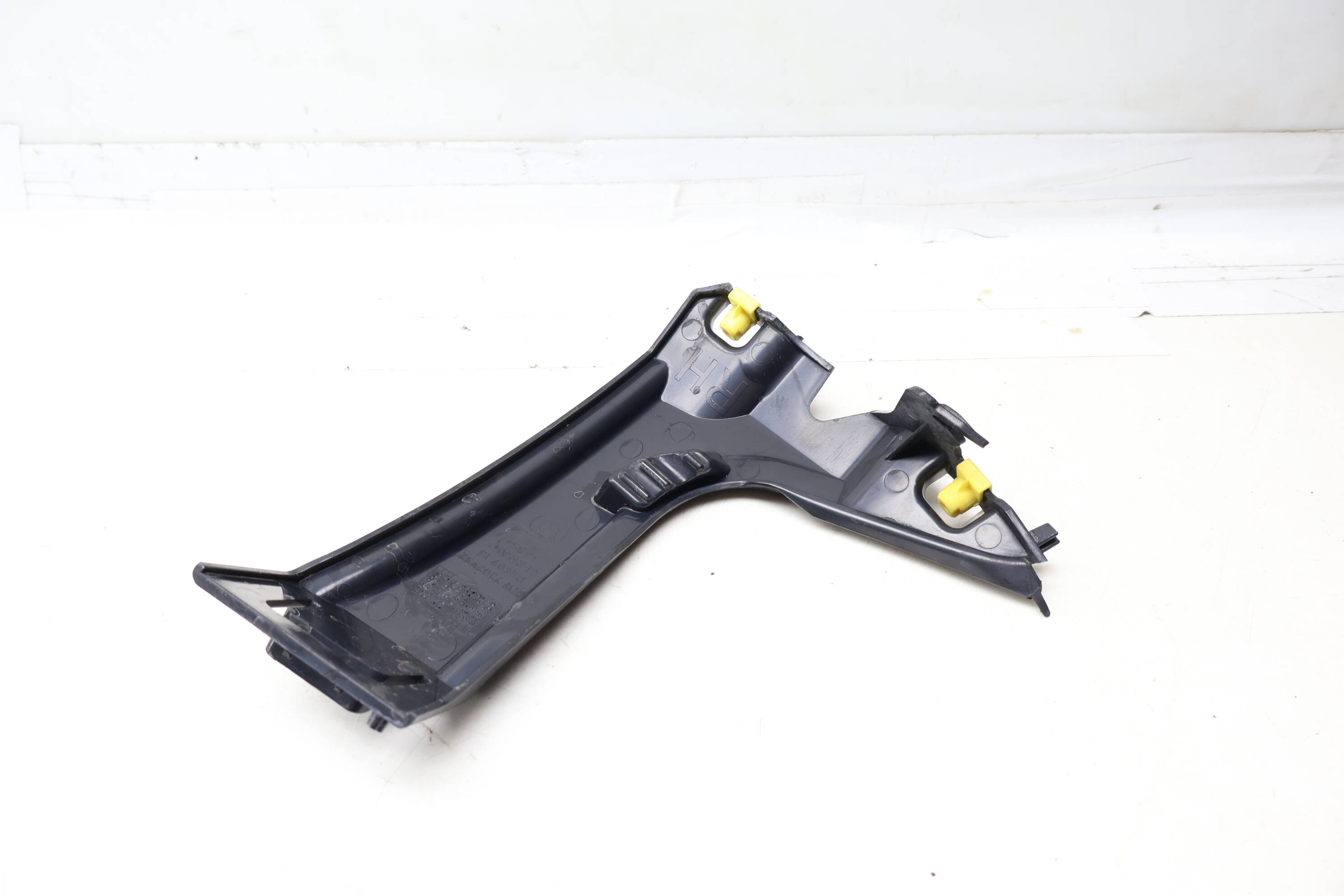 Fender Mount Bracket / Spacer 51117207932