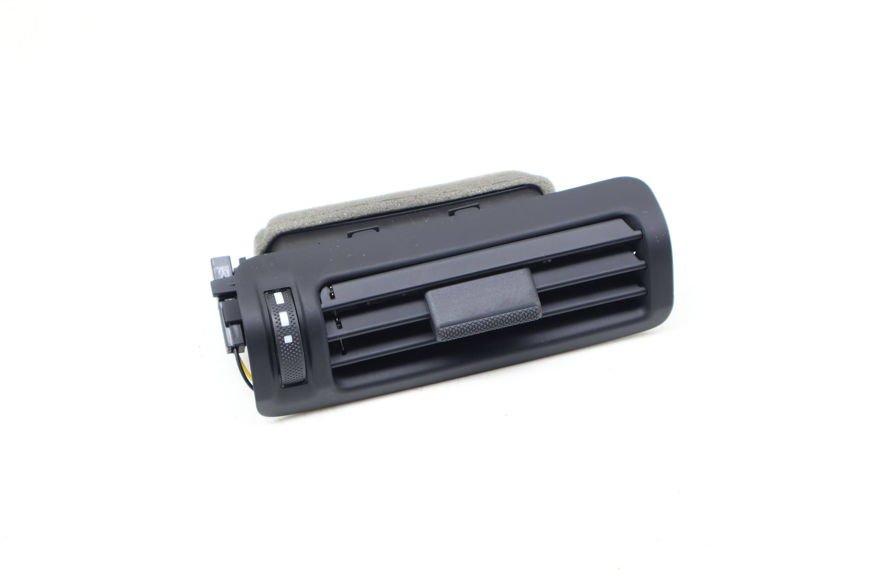 B Pillar Air Vent 9Y0819202A