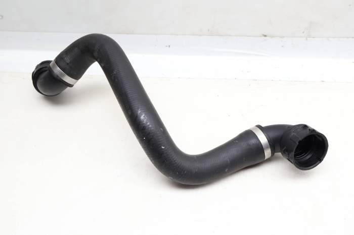 Lower Radiator Coolant Hose 2535014282 main product photo