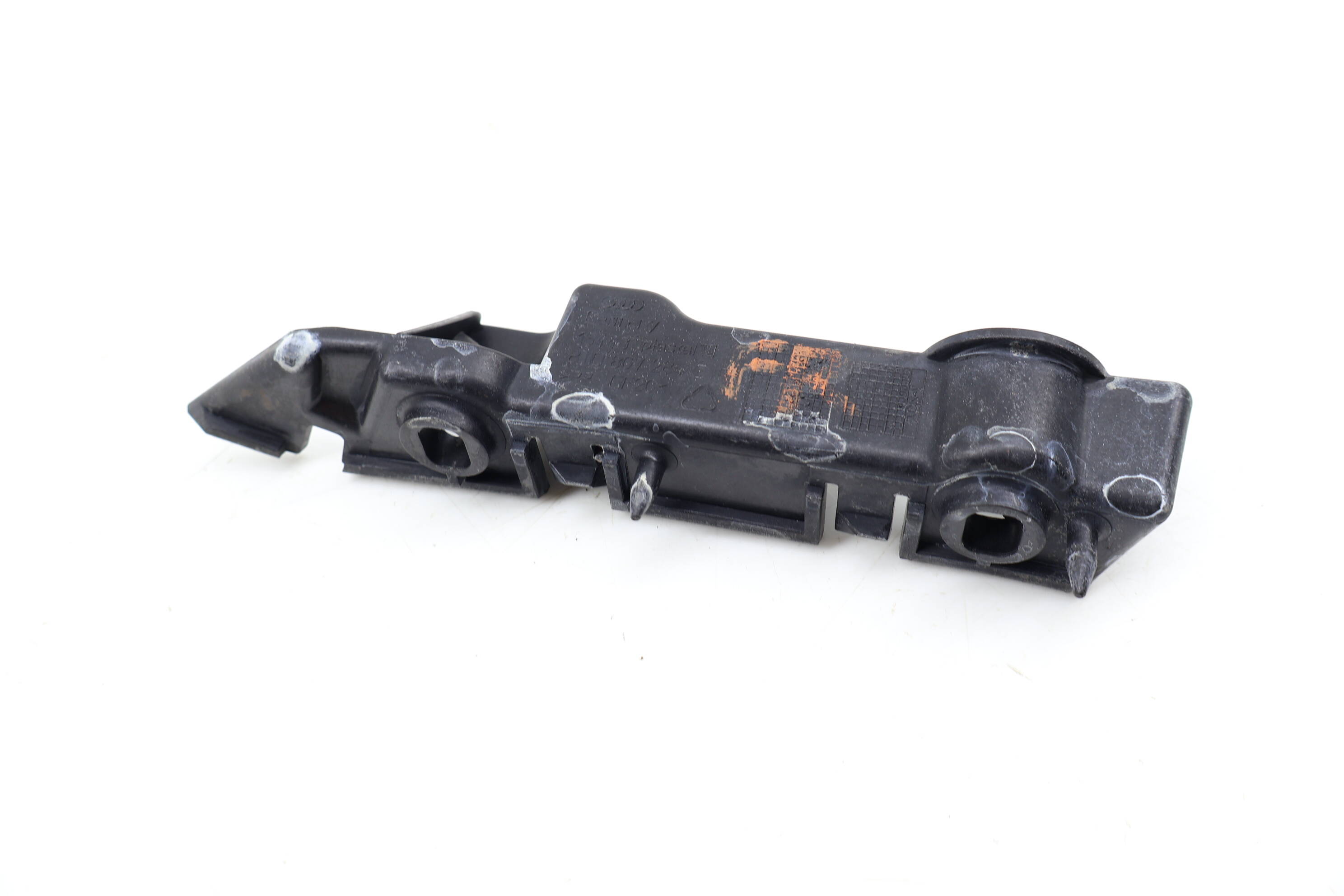 Bumper Guide / Bracket 8T0807284C