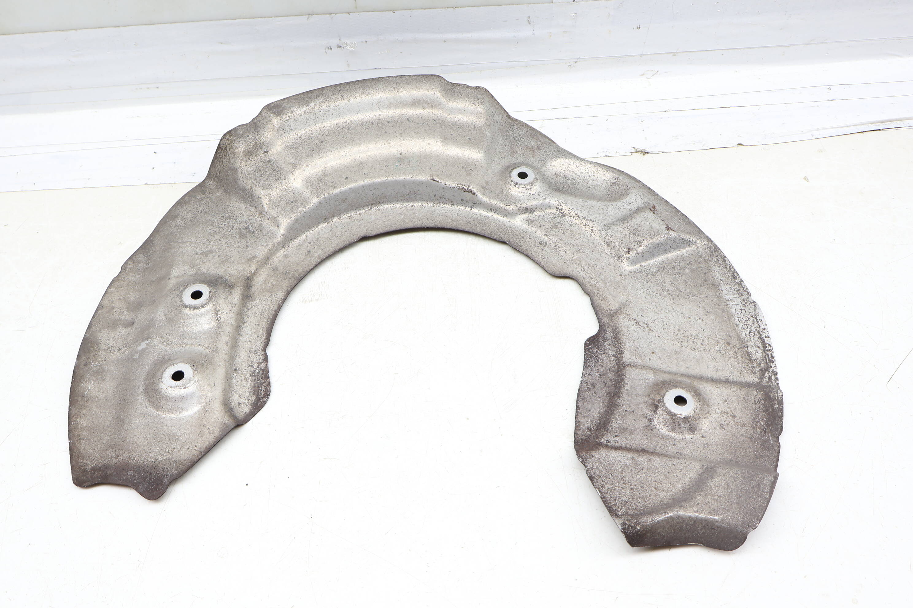 Brake Dust / Splash Shield 34116775269