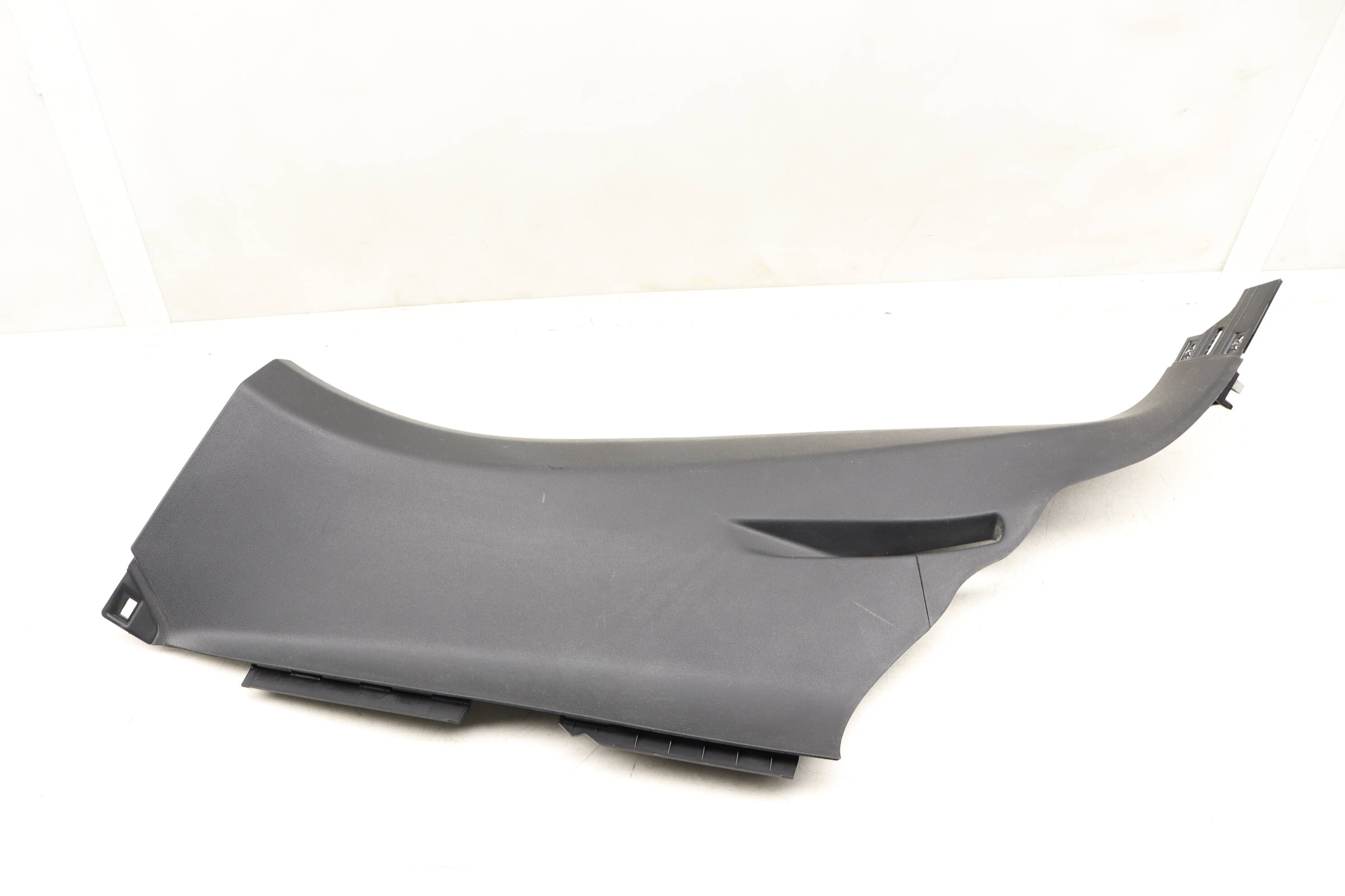 Lower Pillar Trim / Panel 760867765 PAB86776500