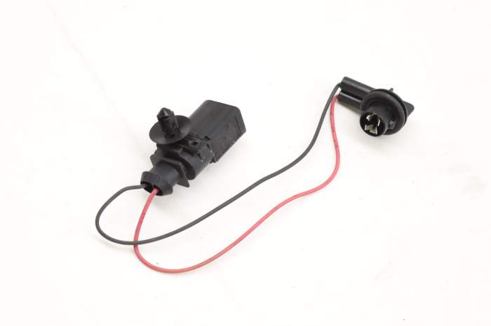 Tail Light Bulb Socket / Holder 4M0945221A main product photo