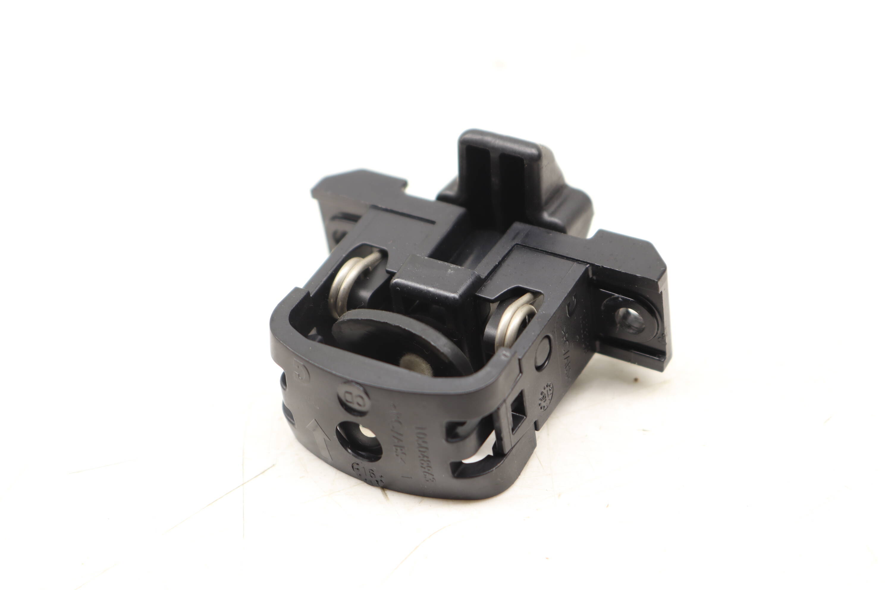 Armrest&#x20;Lock&#x20;&#x2F;&#x20;Latch&#x20;51169227901