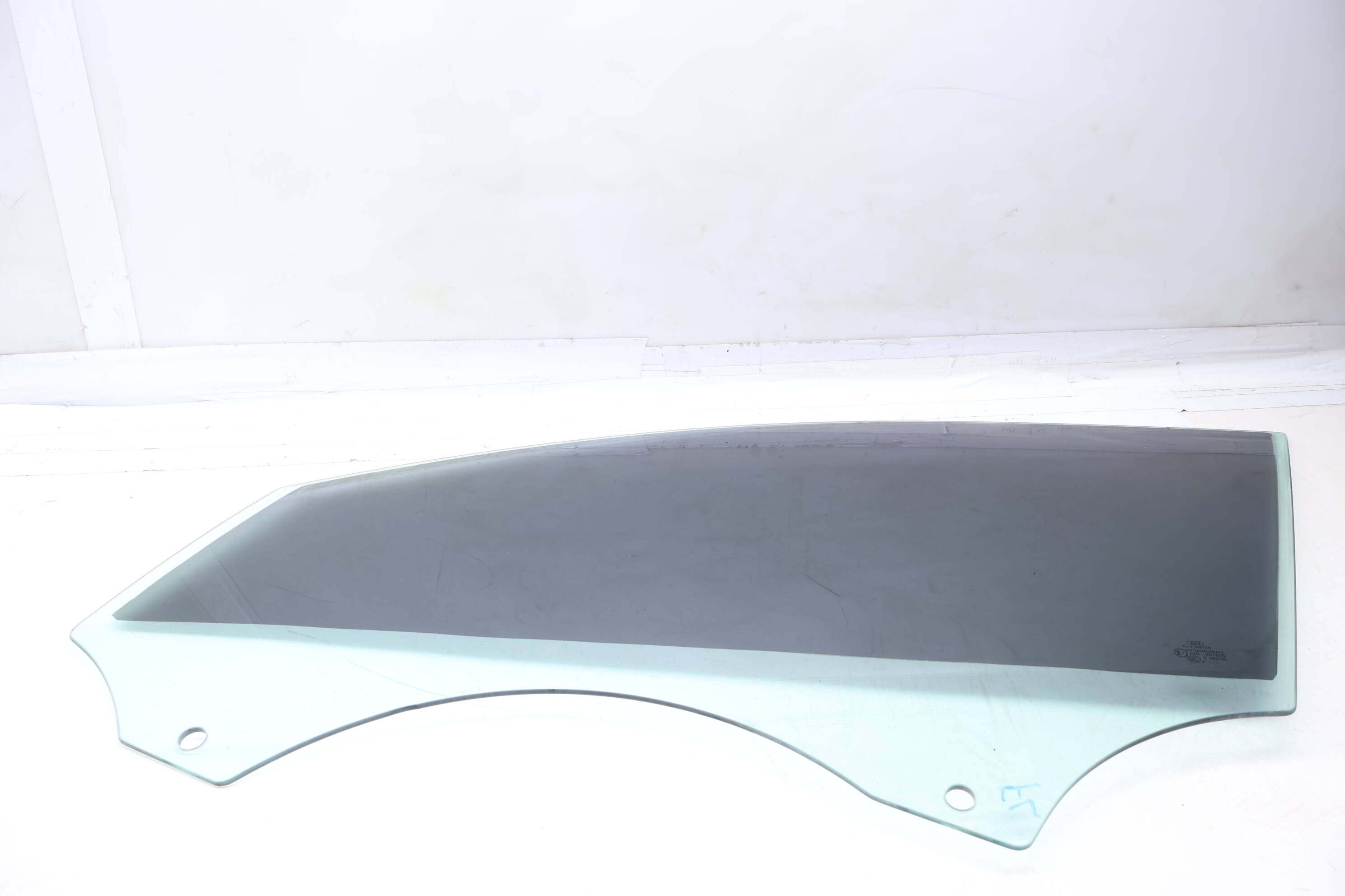 Door Window Glass 8K0845201D