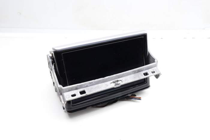 Audi Mmi Display Screen / Bracket Assembly (A8 Quattro, S8) Audi Mmi Display Screen / Bracket Assembly (A8 Quattro, S8)