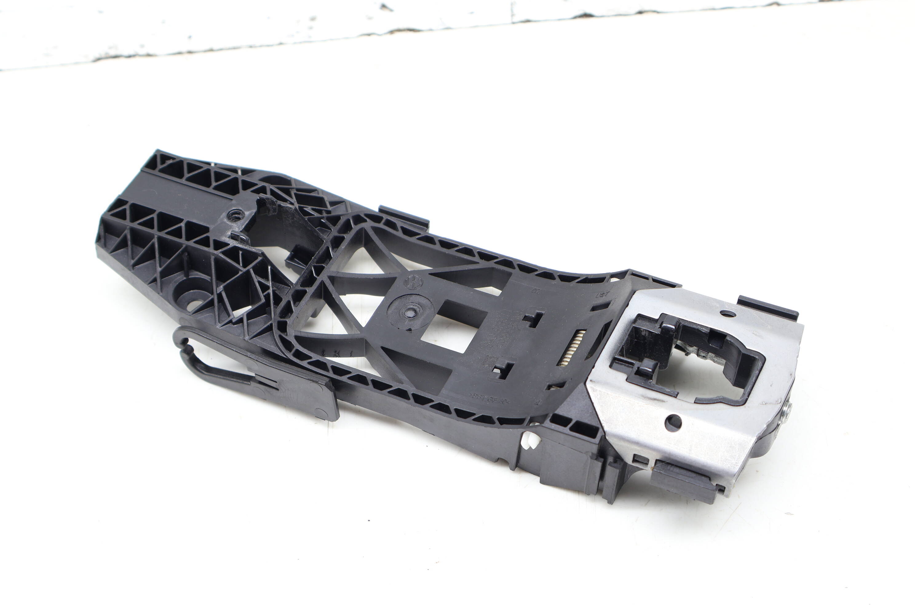 Exterior Door Handle Bracket 8V0837885