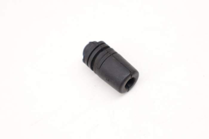 Hatch / Trunk Buffer Stop LR060855 main product photo