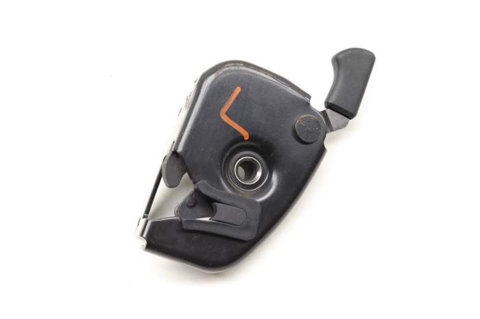 Seat Back Latch / Catch 7D0885298 main product photo