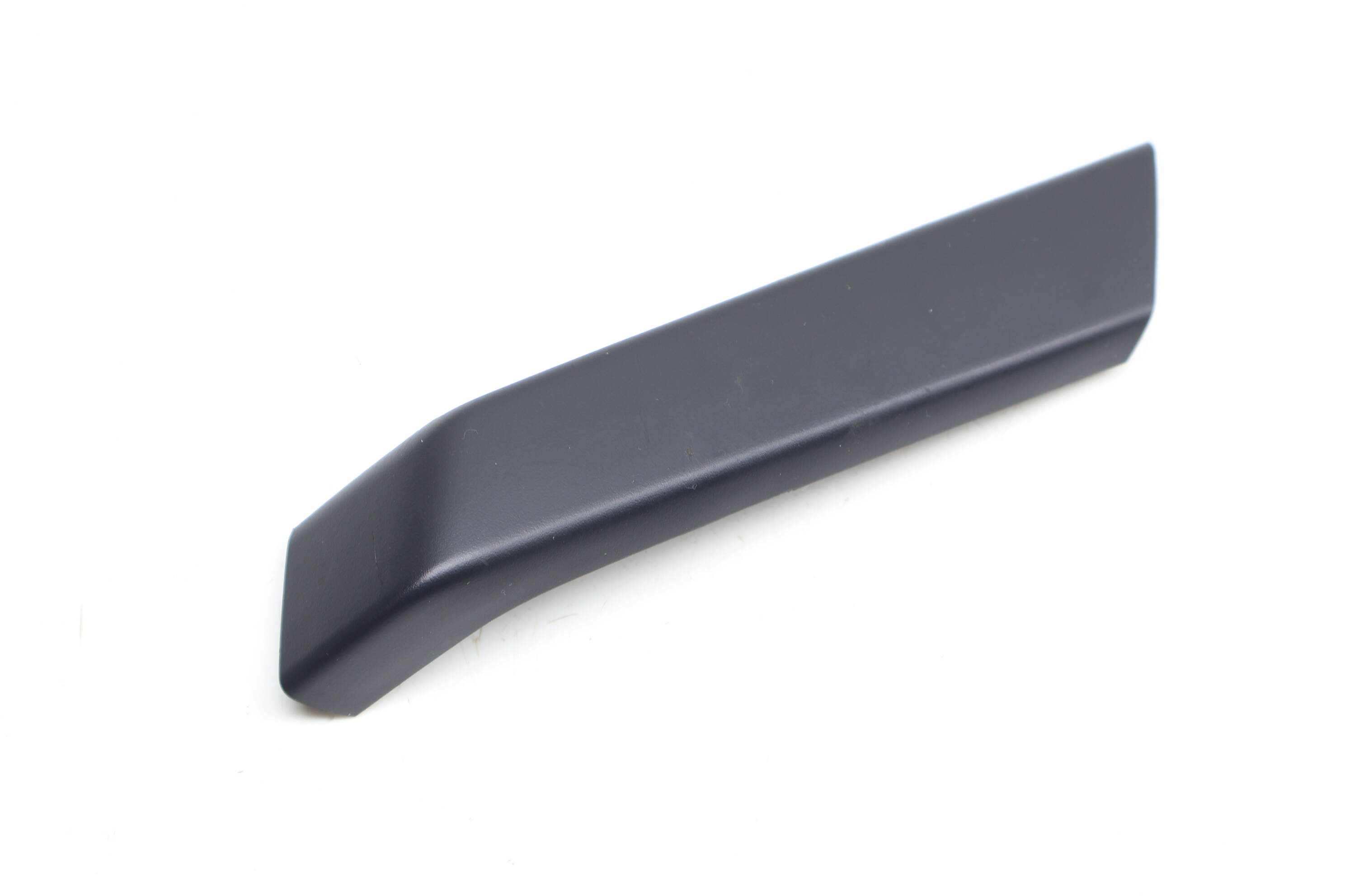 Door Panel Grab Handle Trim 561867372C