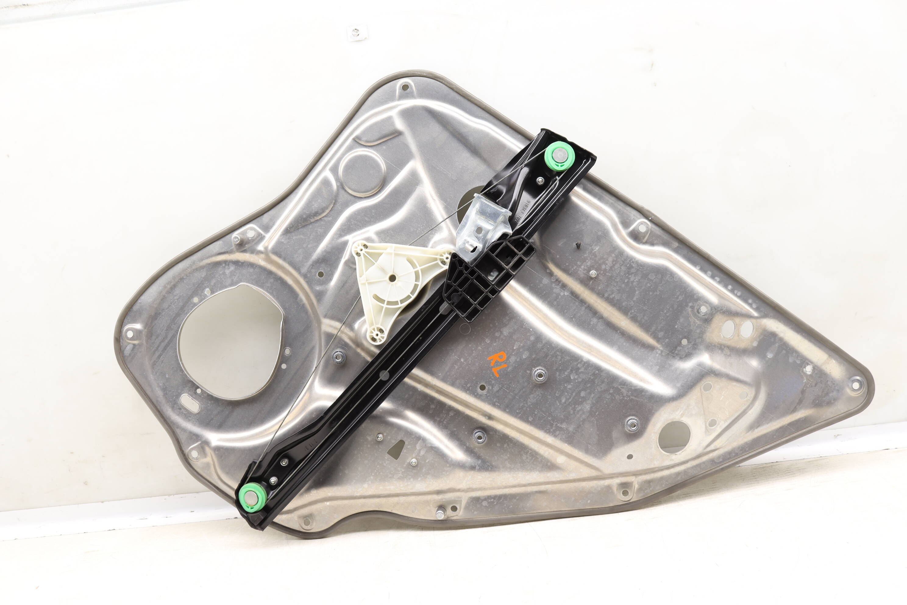 Door Panel / Window Regulator Assembly 2127301779