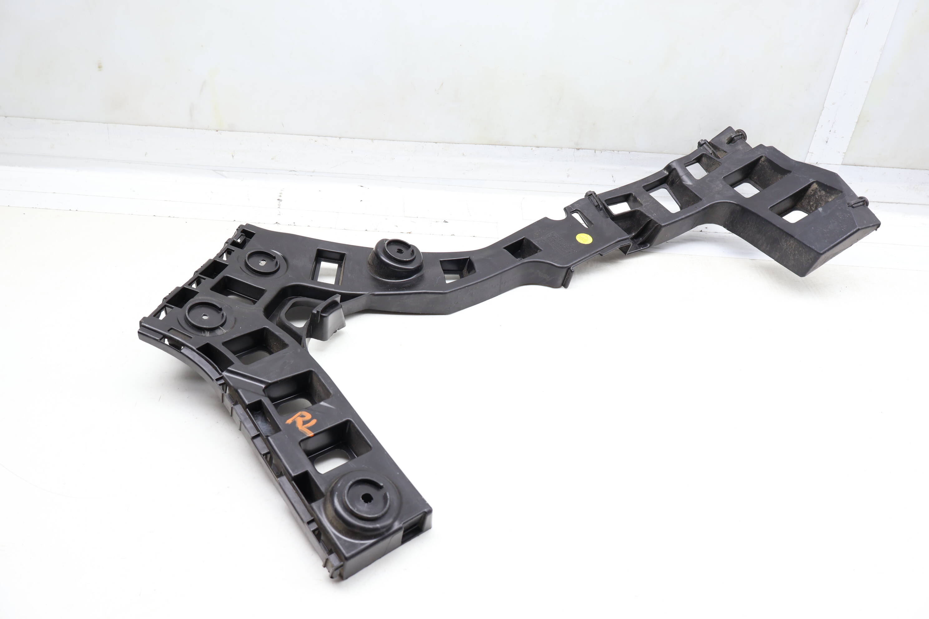Bumper Guide / Mount Bracket 3CM807393D