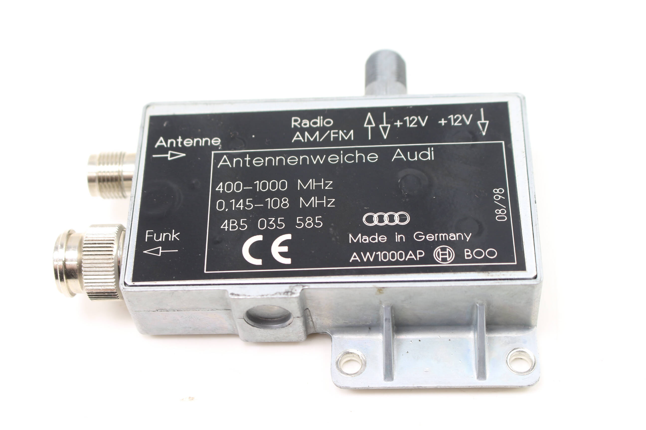 Antenna Booster / Splitter 4B5035585